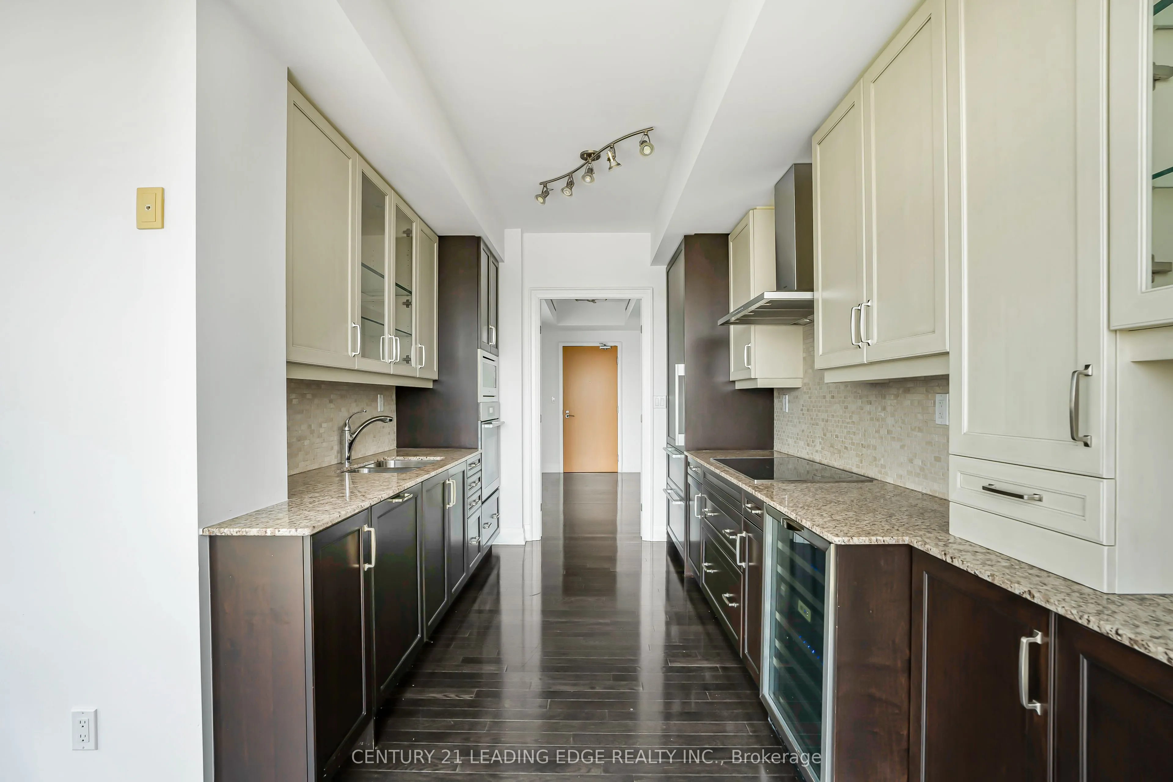 1 Bedford Road, #2302