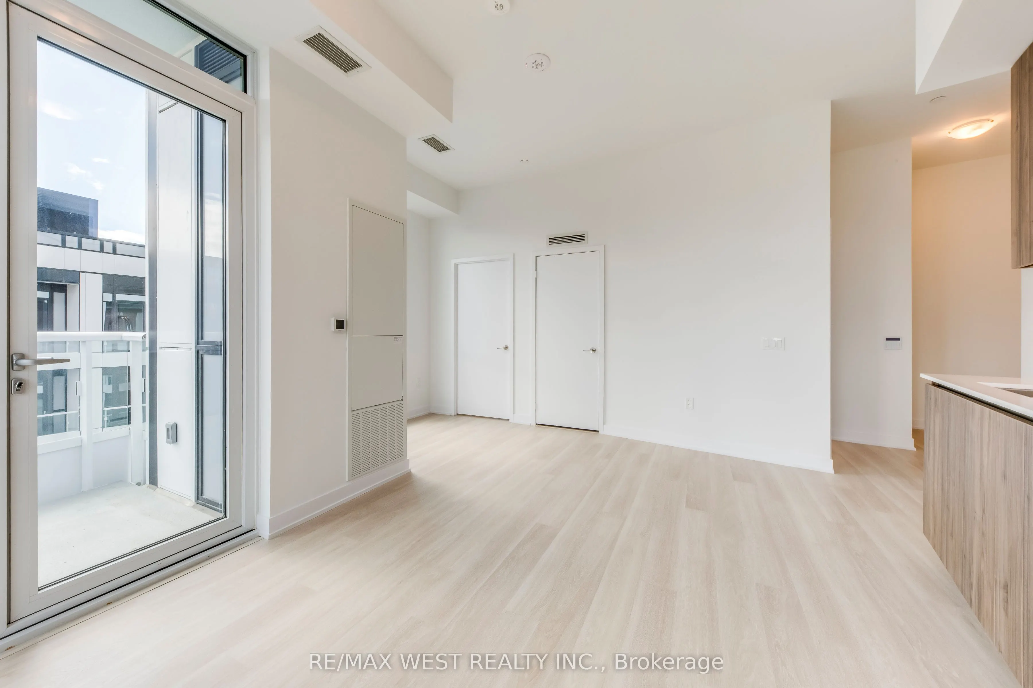 15 Richardson Street, #1106