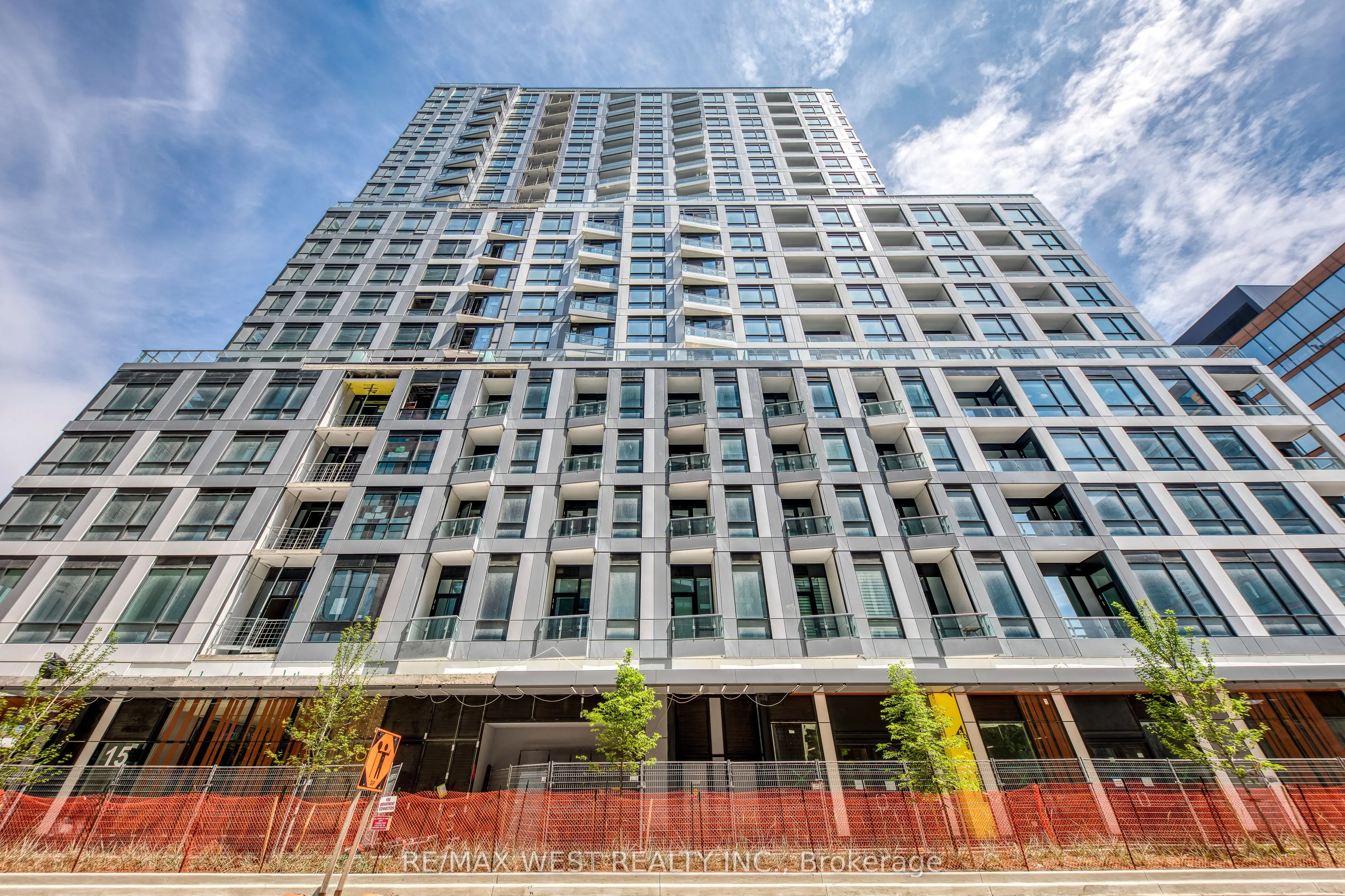 15 Richardson Street, #1106