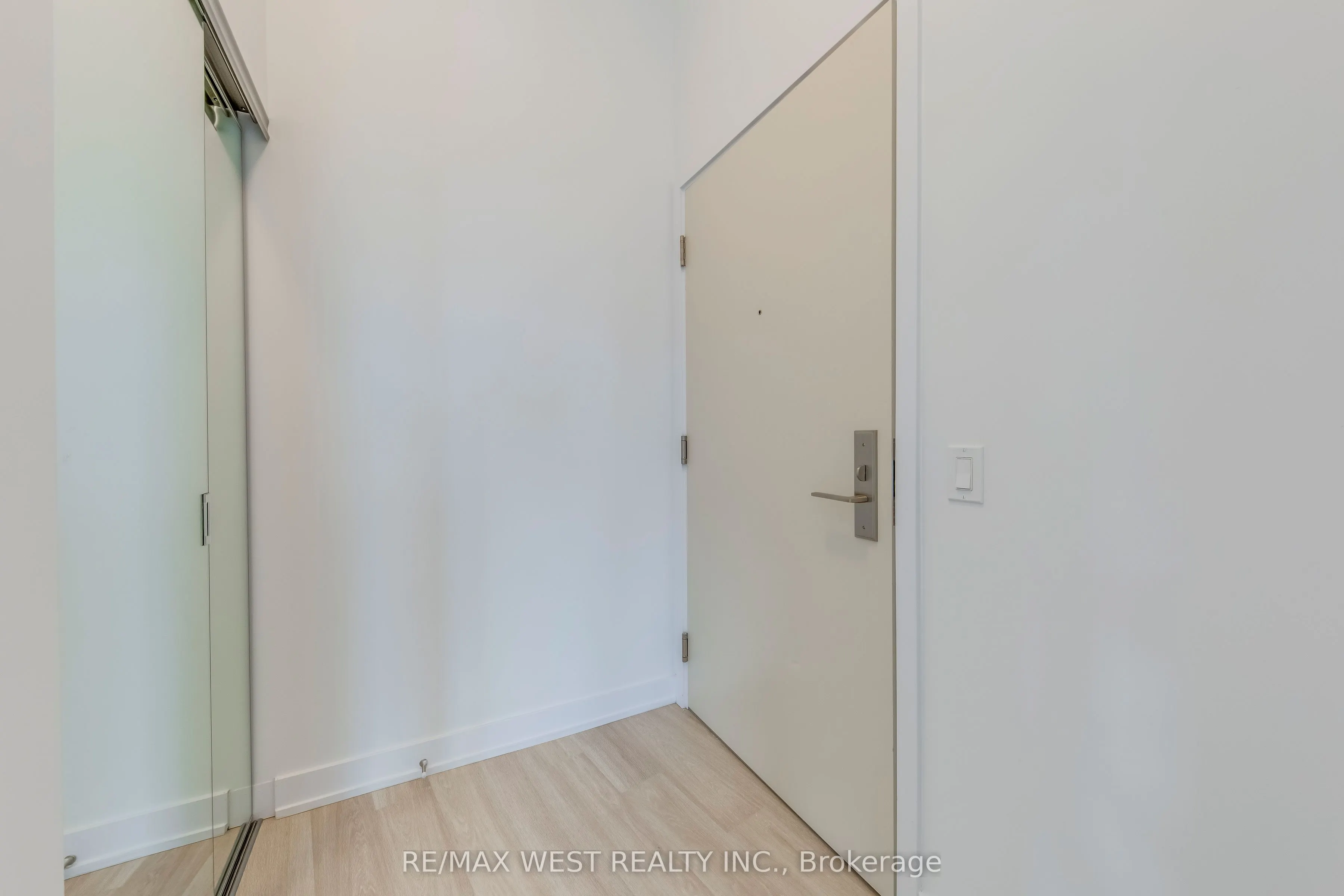 15 Richardson Street, #1106