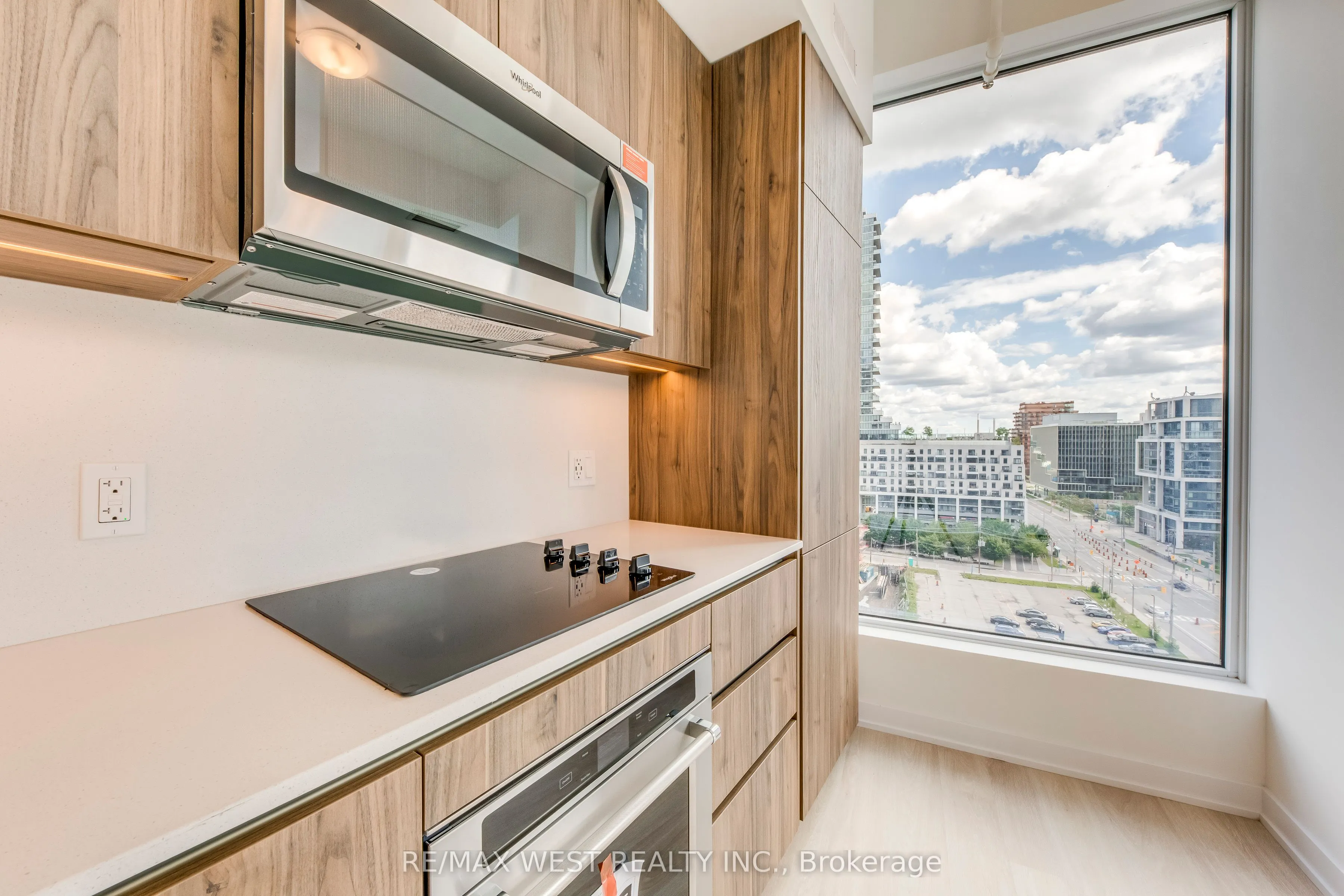 15 Richardson Street, #1106