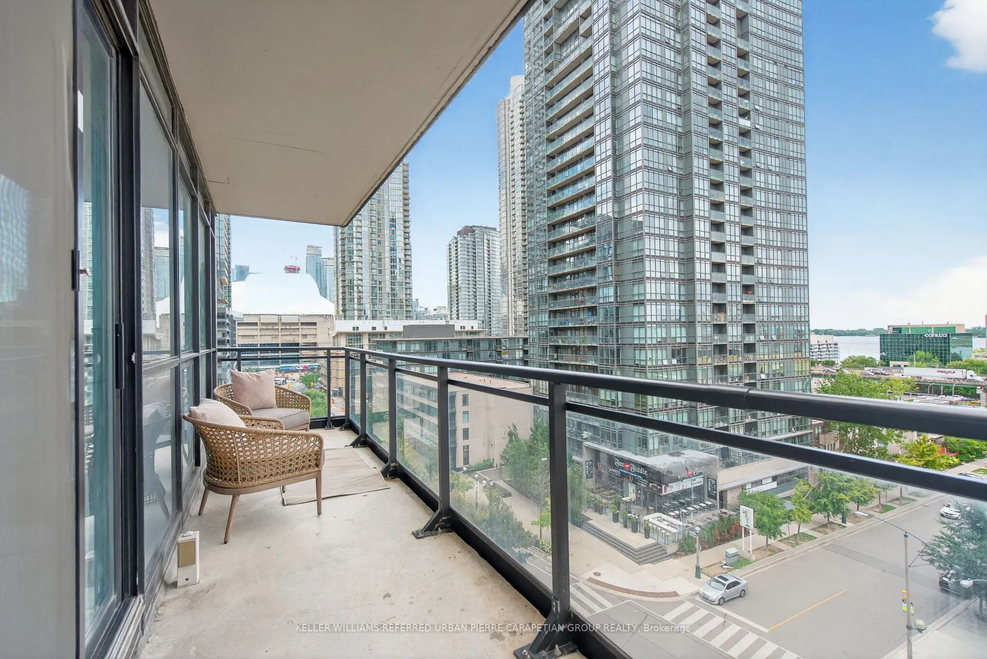 8 Telegram Mews, #803