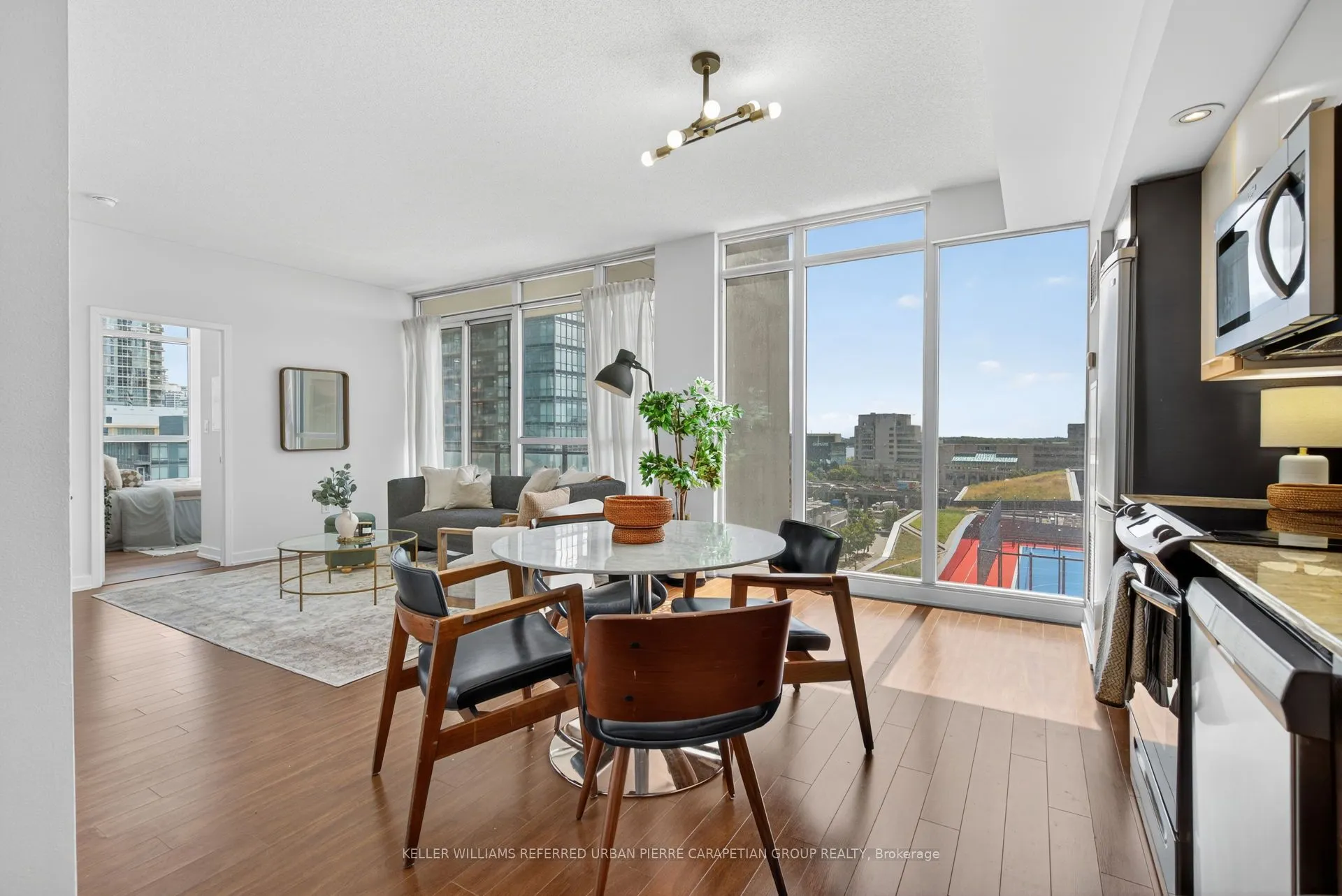 8 Telegram Mews, #803