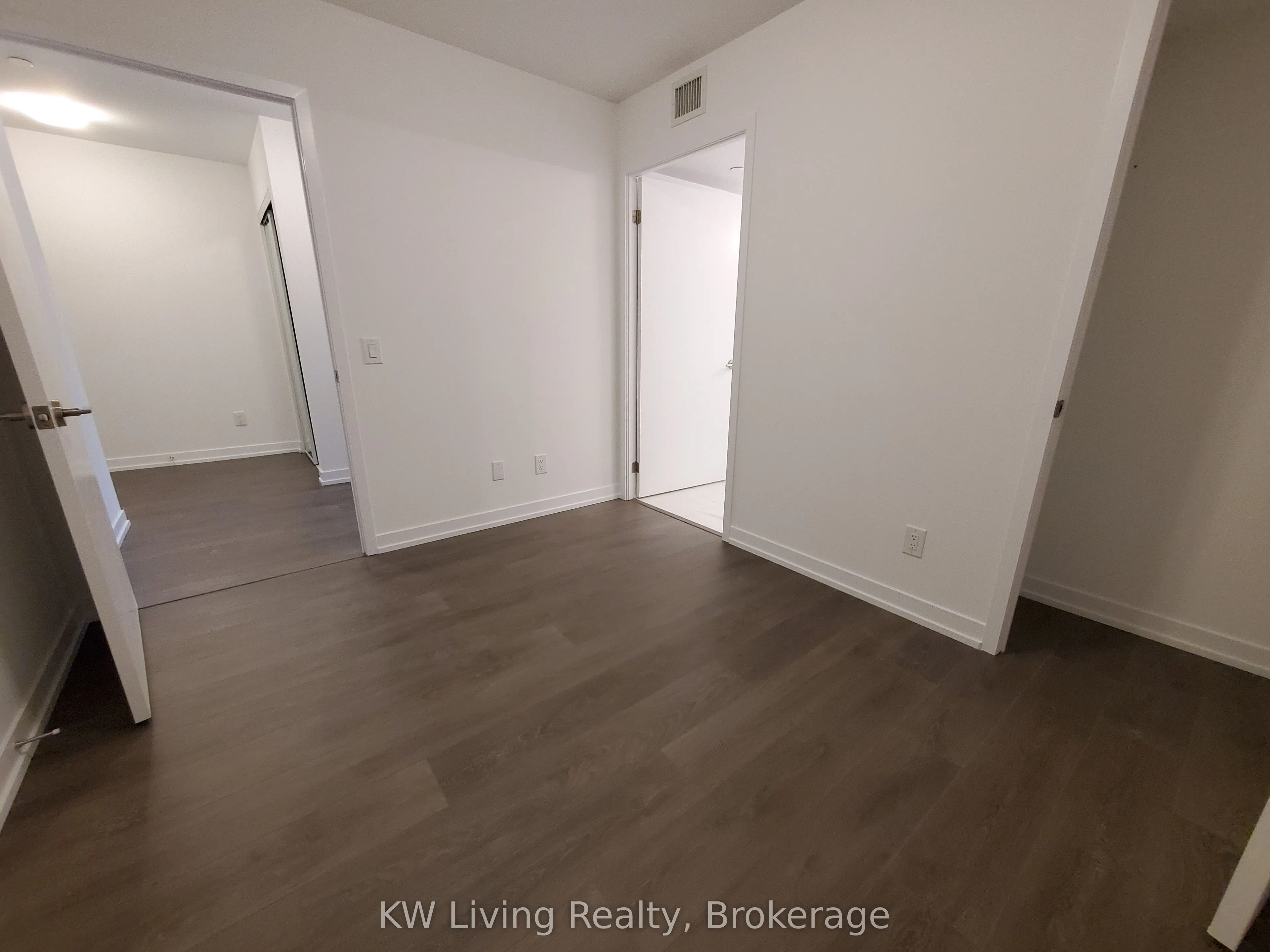219 Dundas Street E, #1109