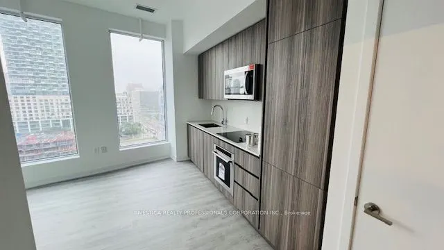 15 Richardson Street, #1105