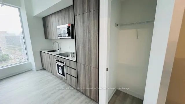 15 Richardson Street, #1105