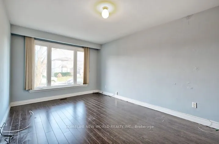 58 Maxwell Street, #Main