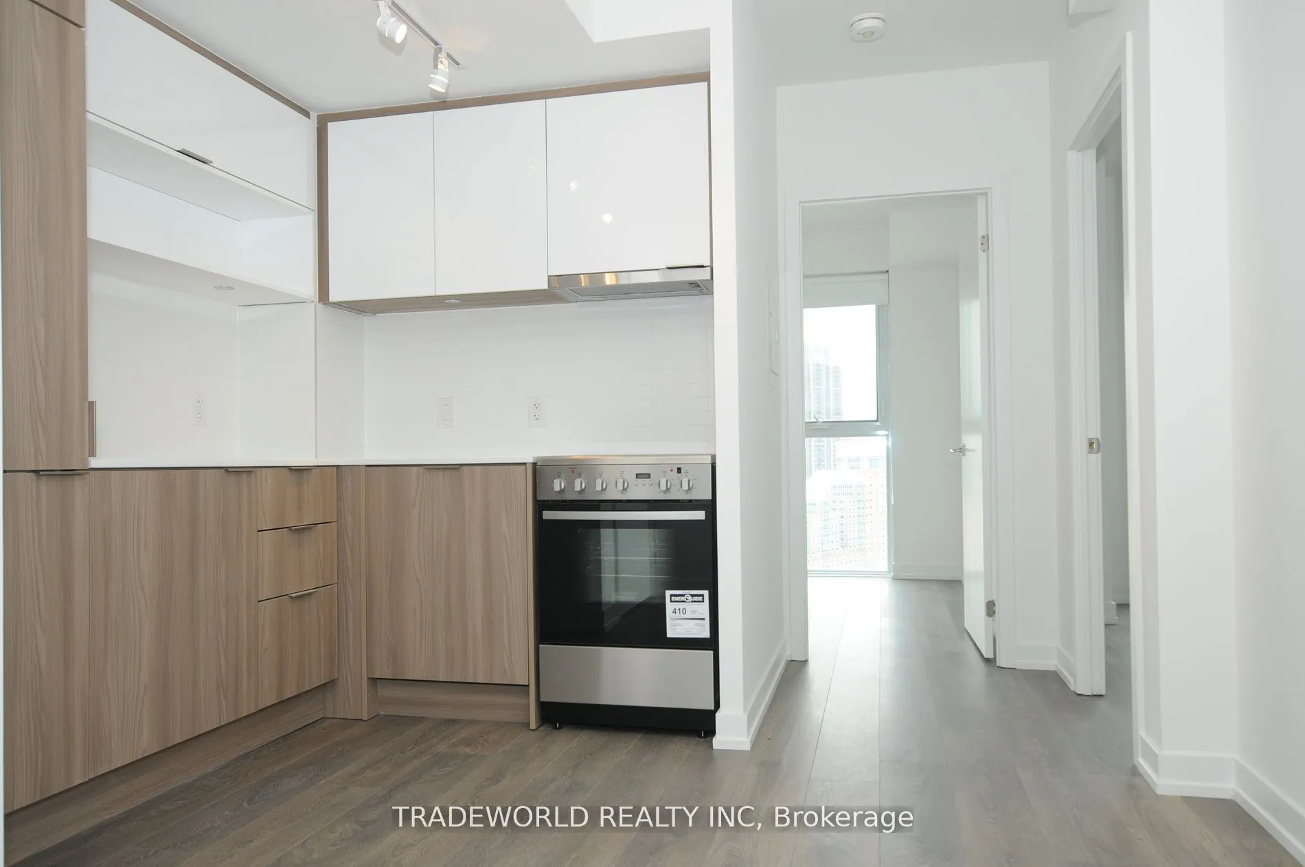 159 Wellesley Street E, #2202