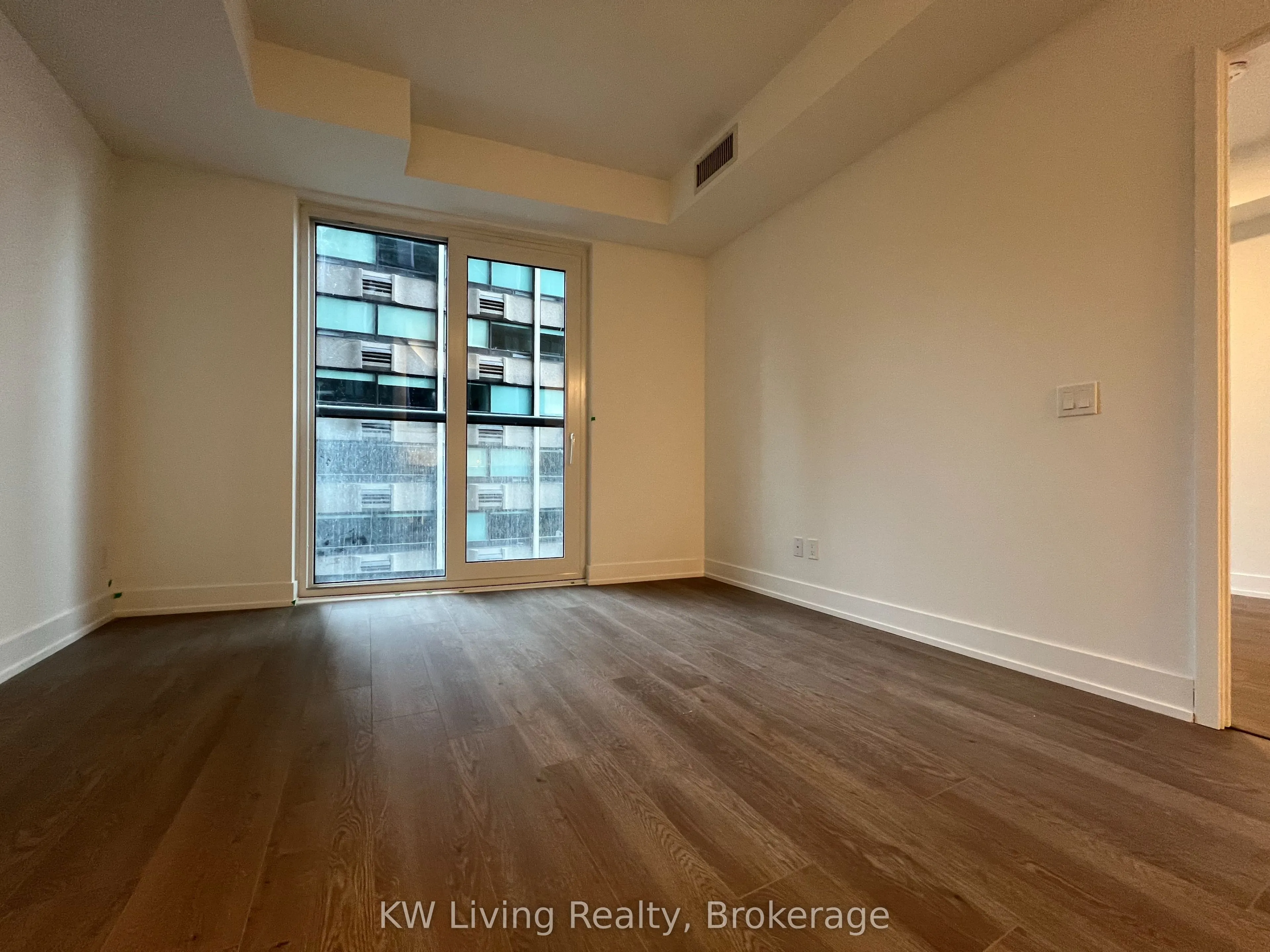 308 Jarvis Street, #809