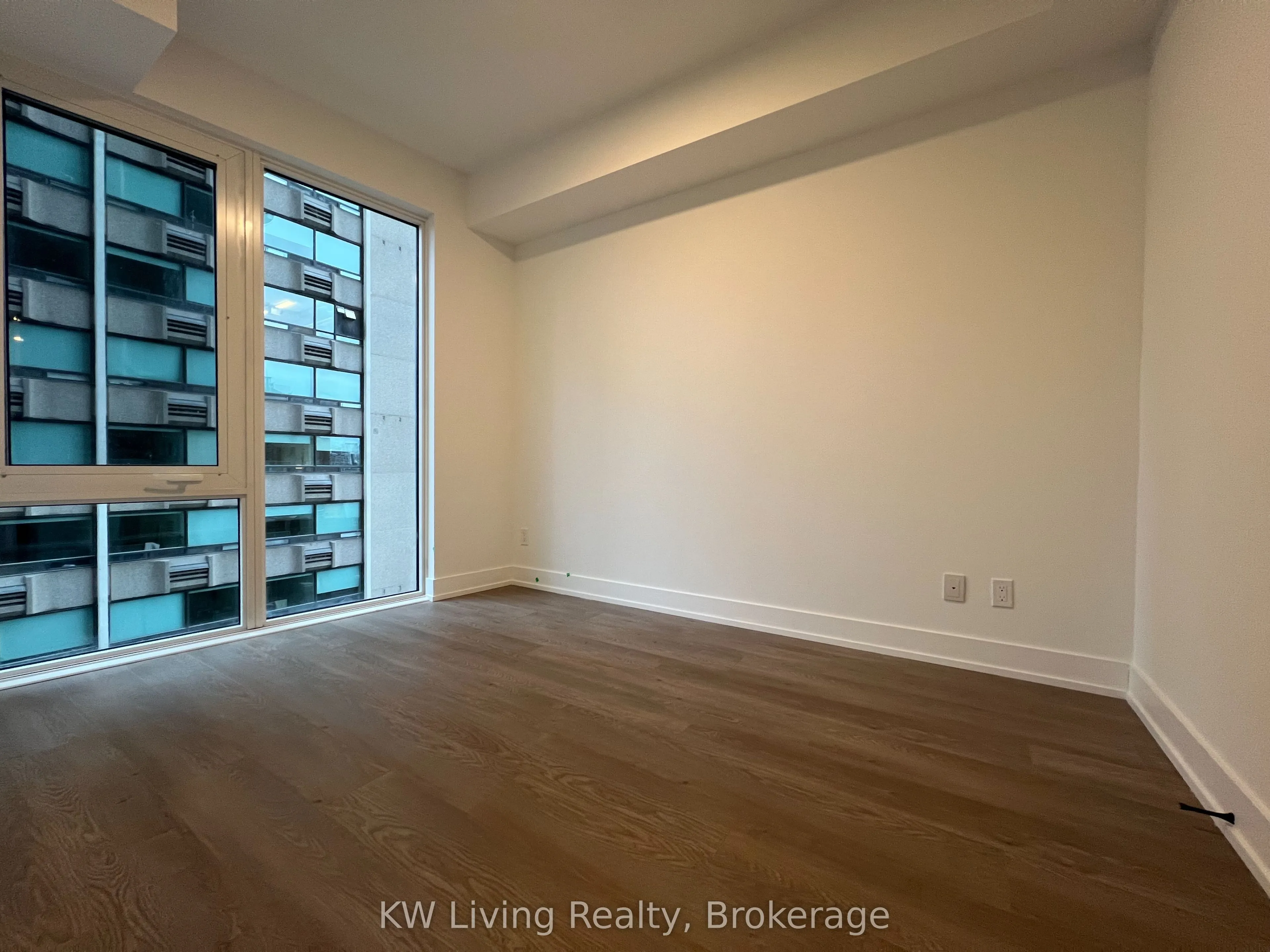 308 Jarvis Street, #809