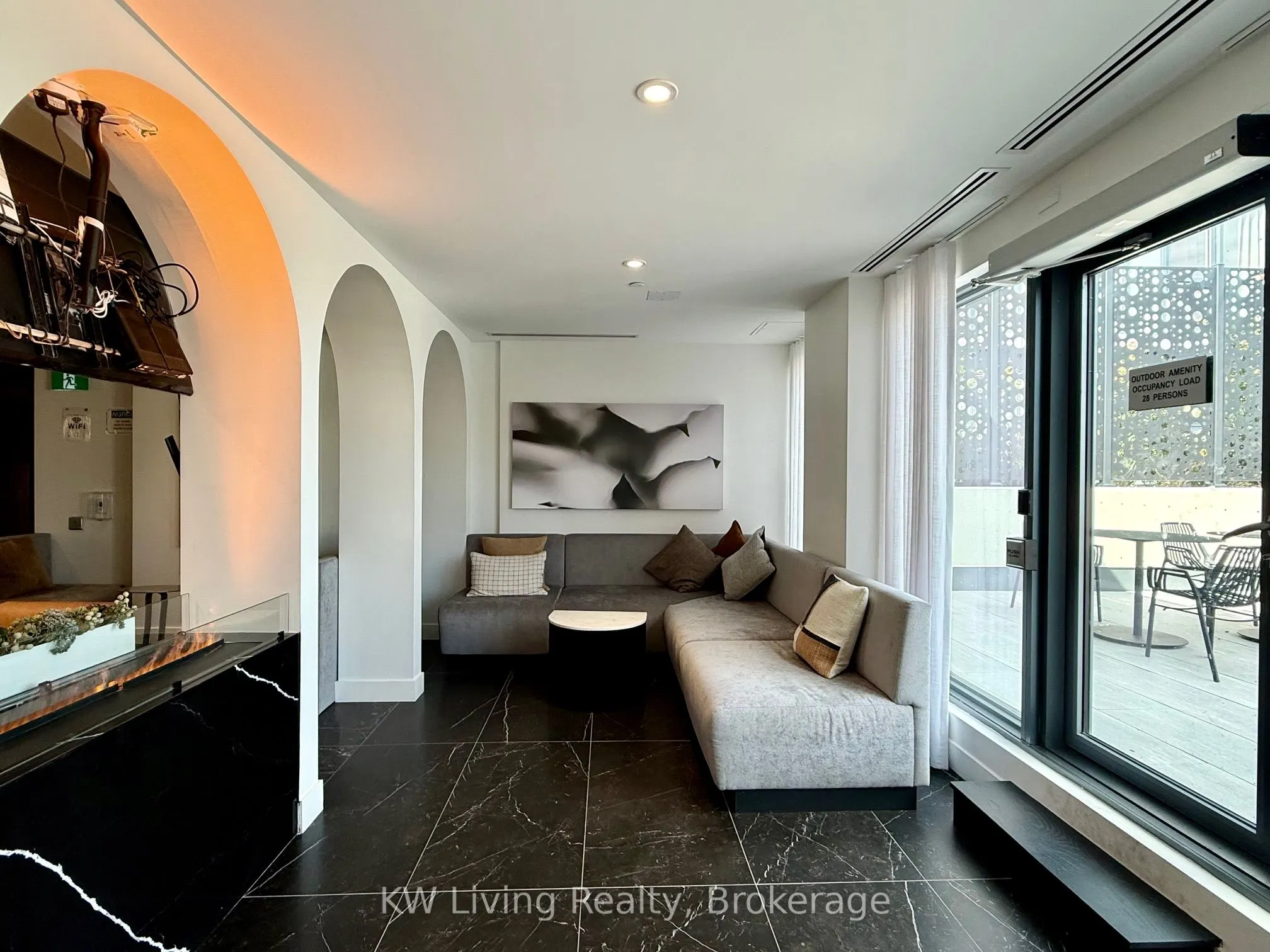 308 Jarvis Street, #809