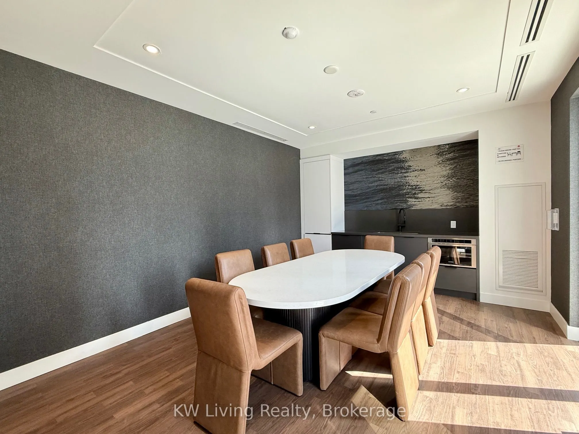 308 Jarvis Street, #809