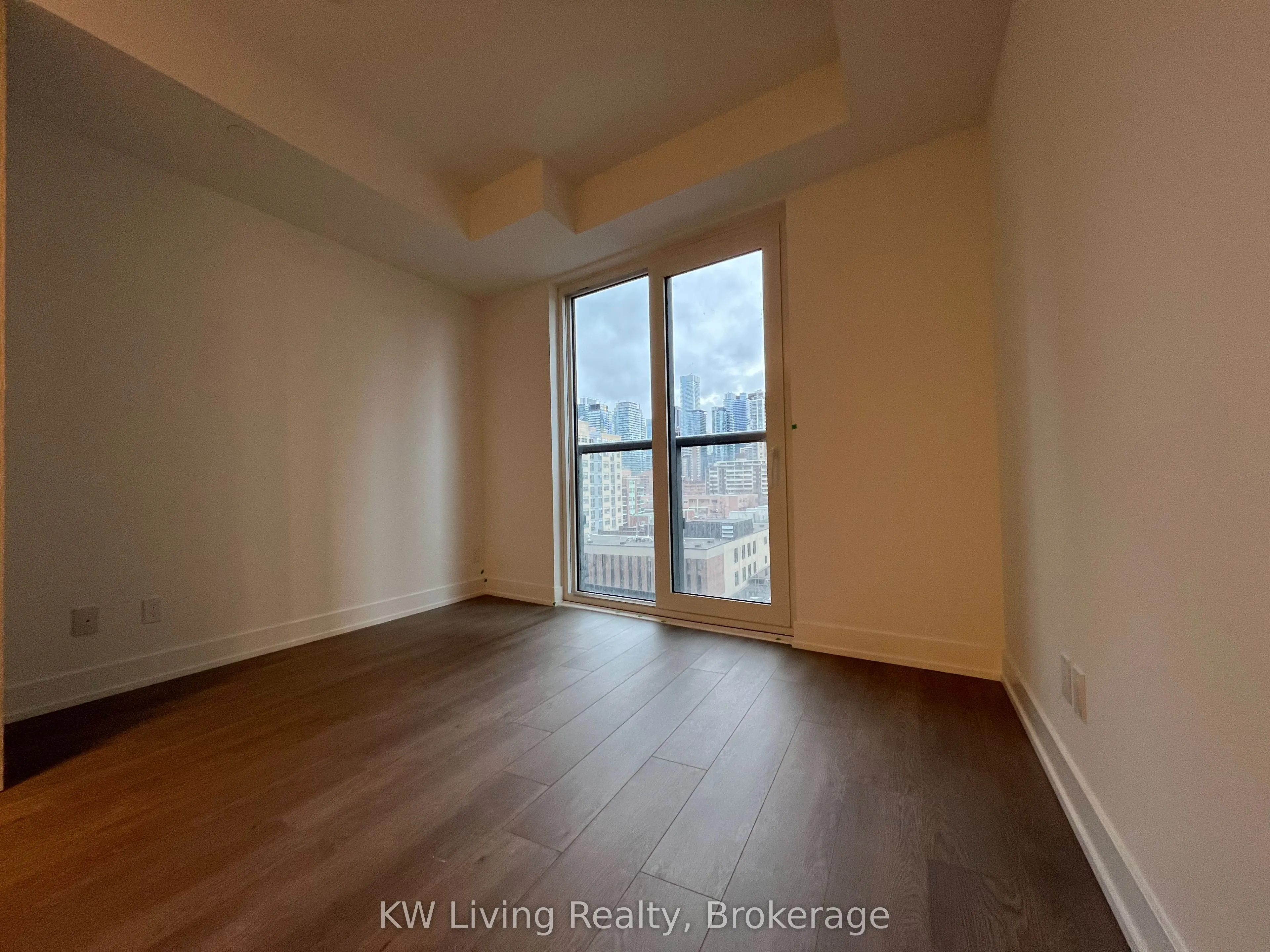 308 Jarvis Street, #809