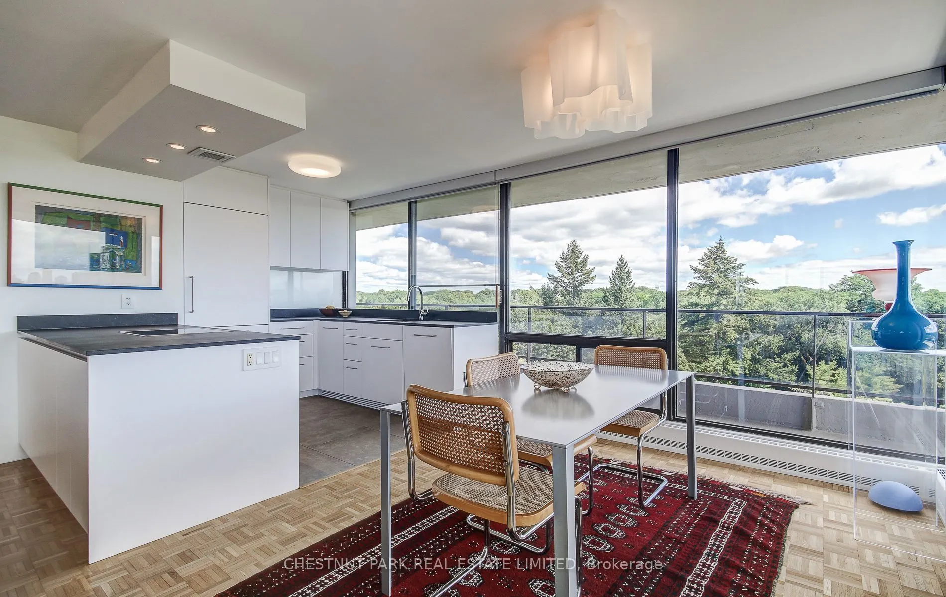 10 Avoca Avenue, #704/05
