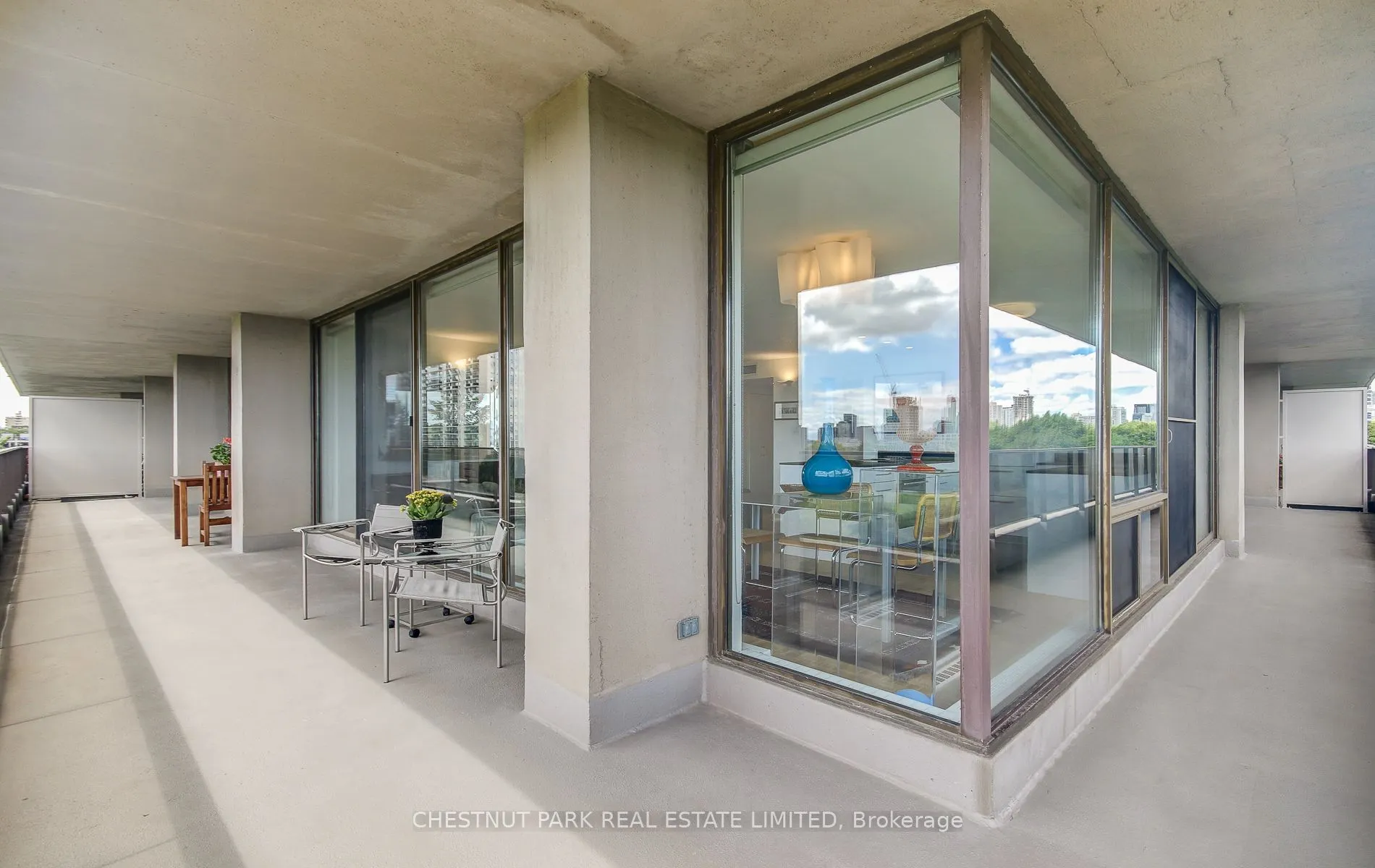 10 Avoca Avenue, #704/05