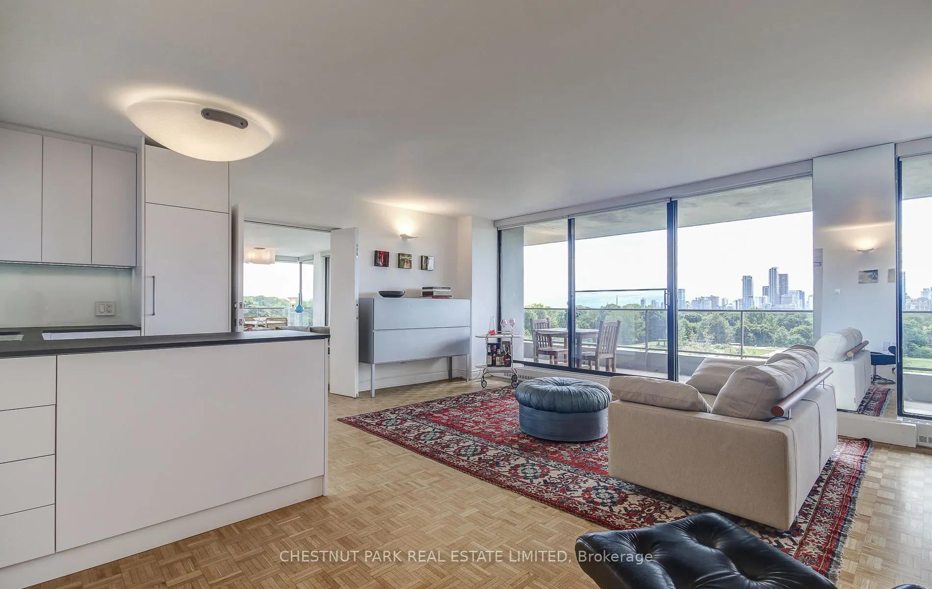 10 Avoca Avenue, #704/05