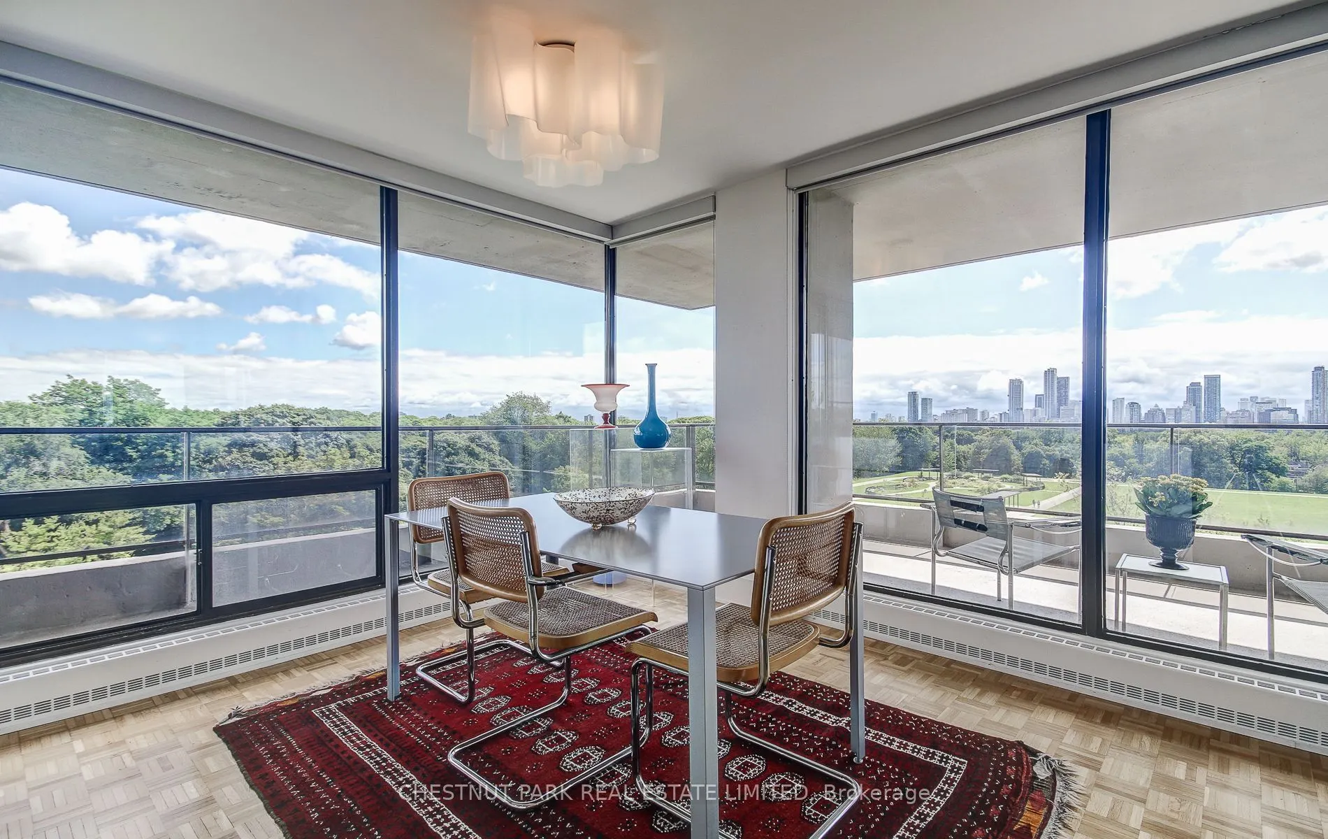 10 Avoca Avenue, #704/05