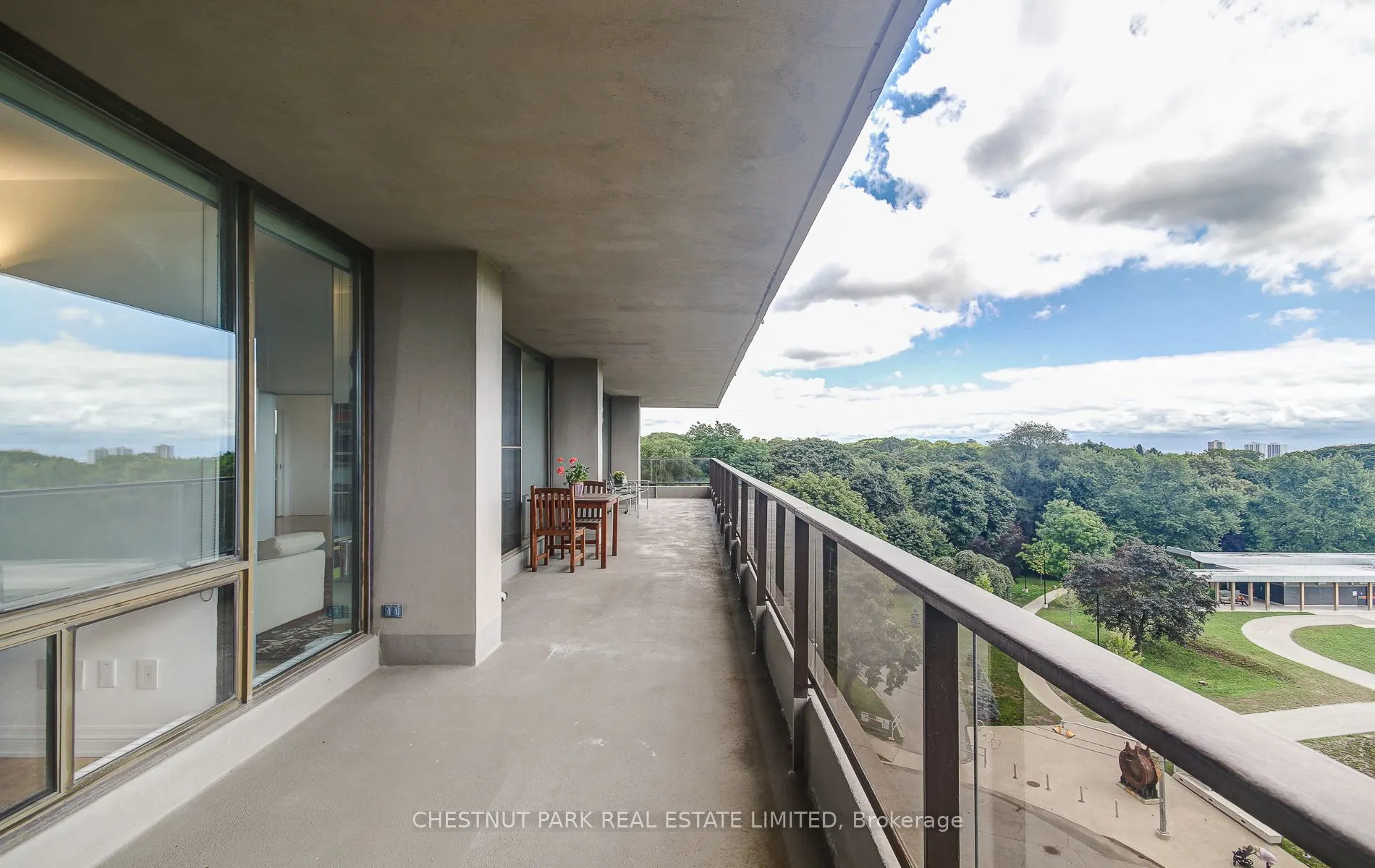 10 Avoca Avenue, #704/05