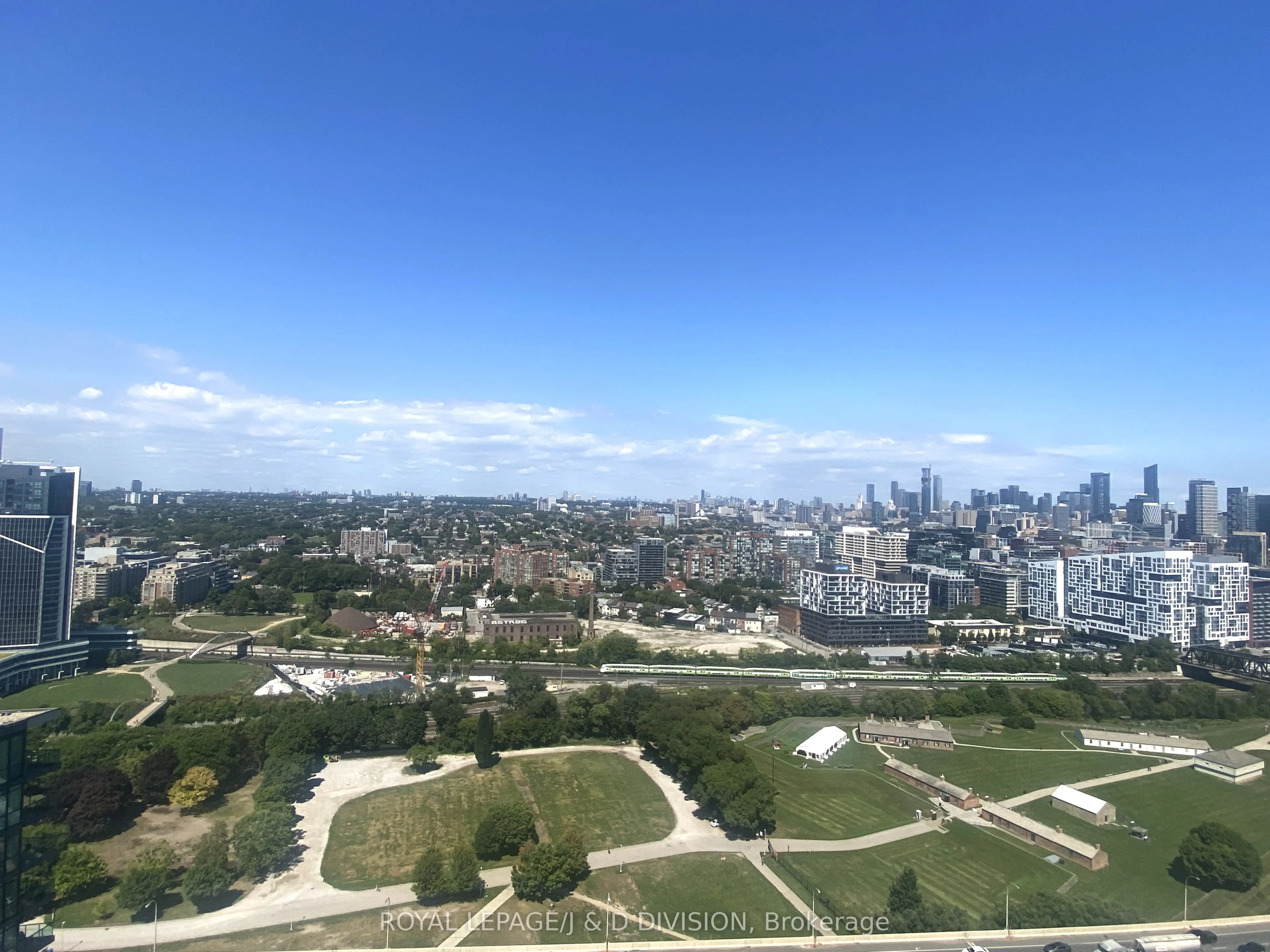 219 Fort York Boulevard, #3403