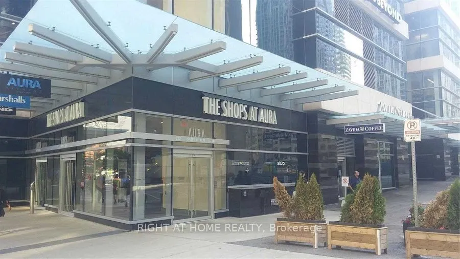 388 Yonge Street, #7405