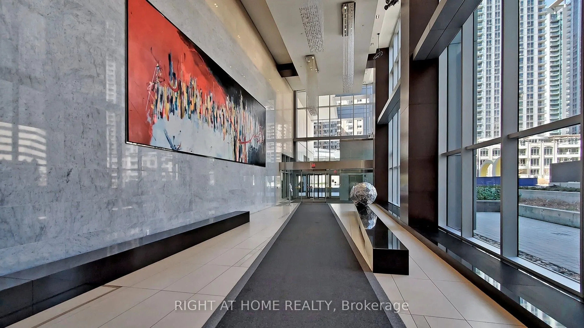 388 Yonge Street, #7405