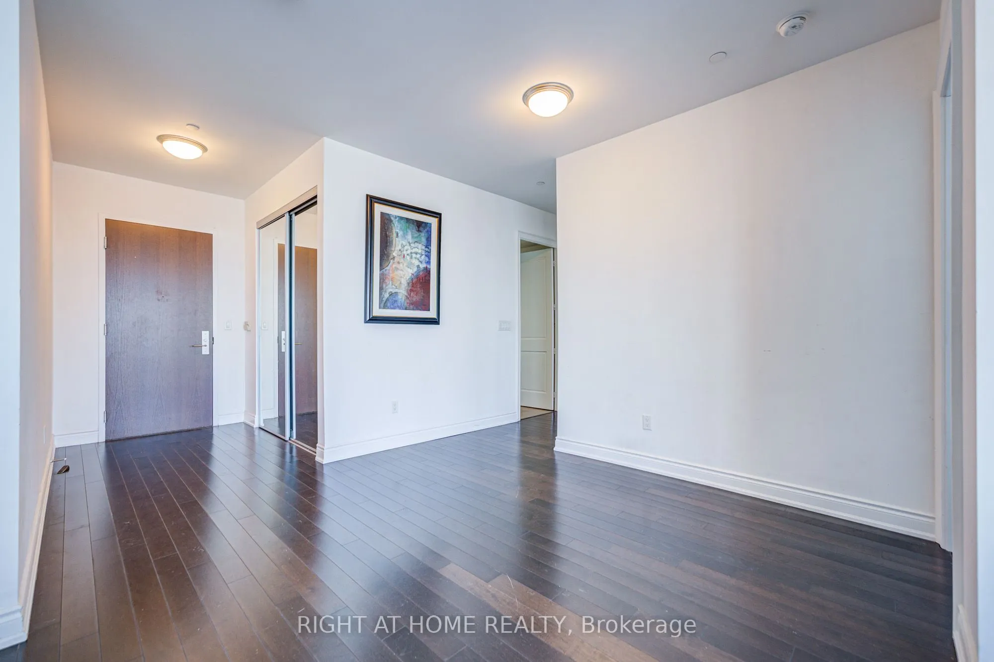 388 Yonge Street, #7405