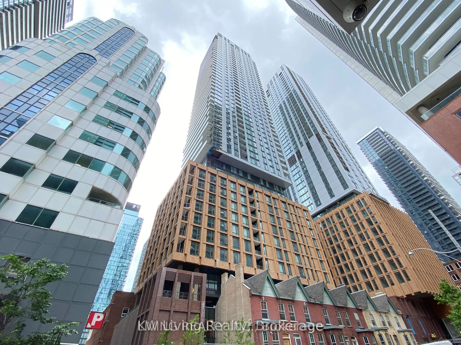 8 Widmer Street, #2803