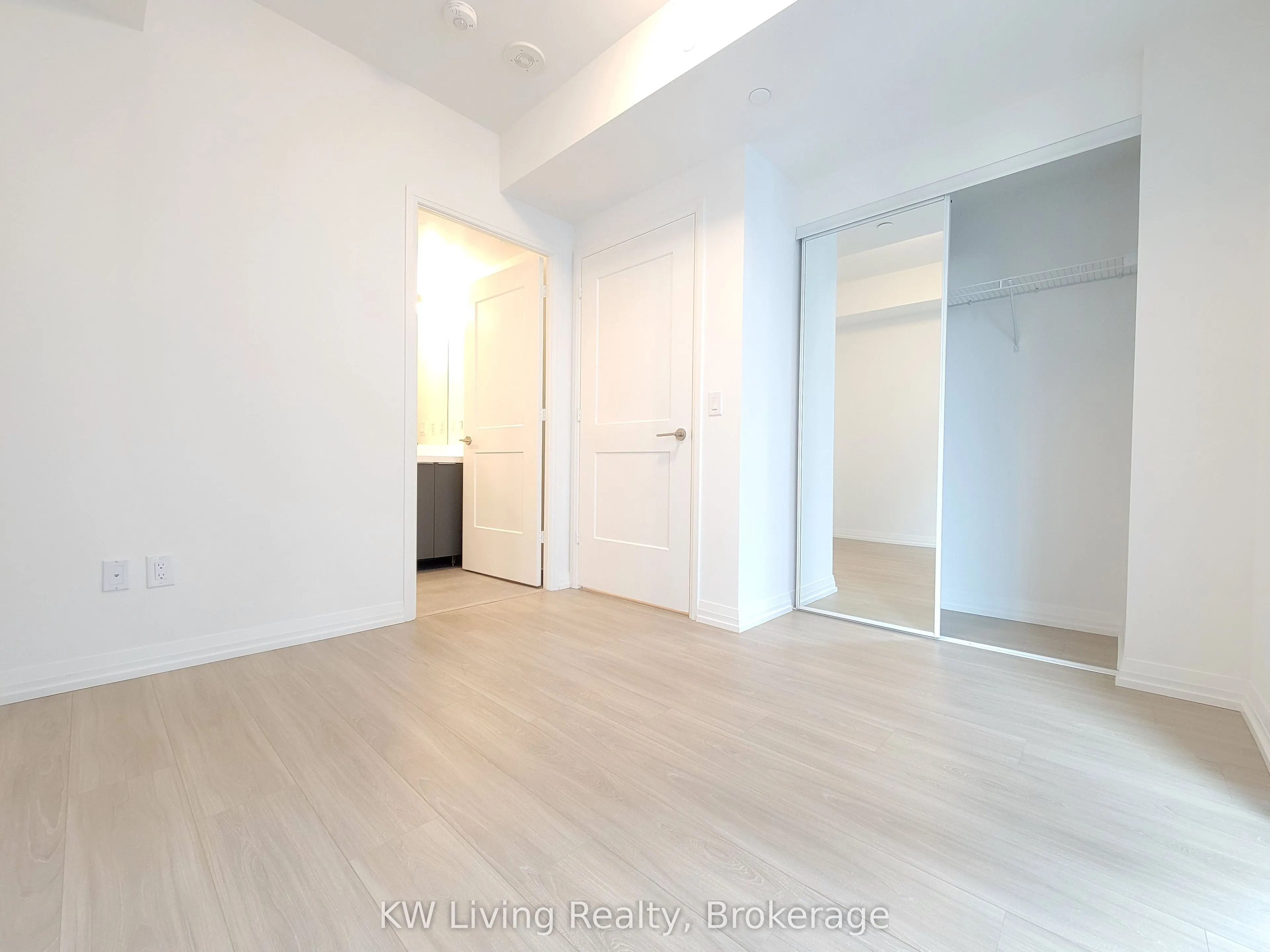 8 Widmer Street, #2803