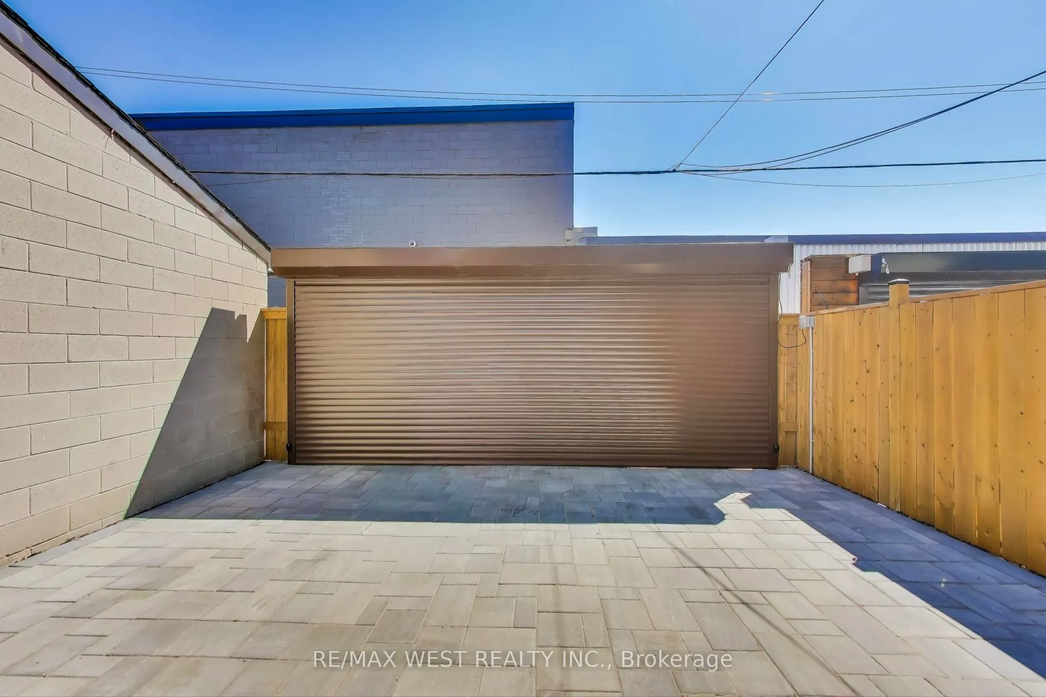 21 Rolyat Street