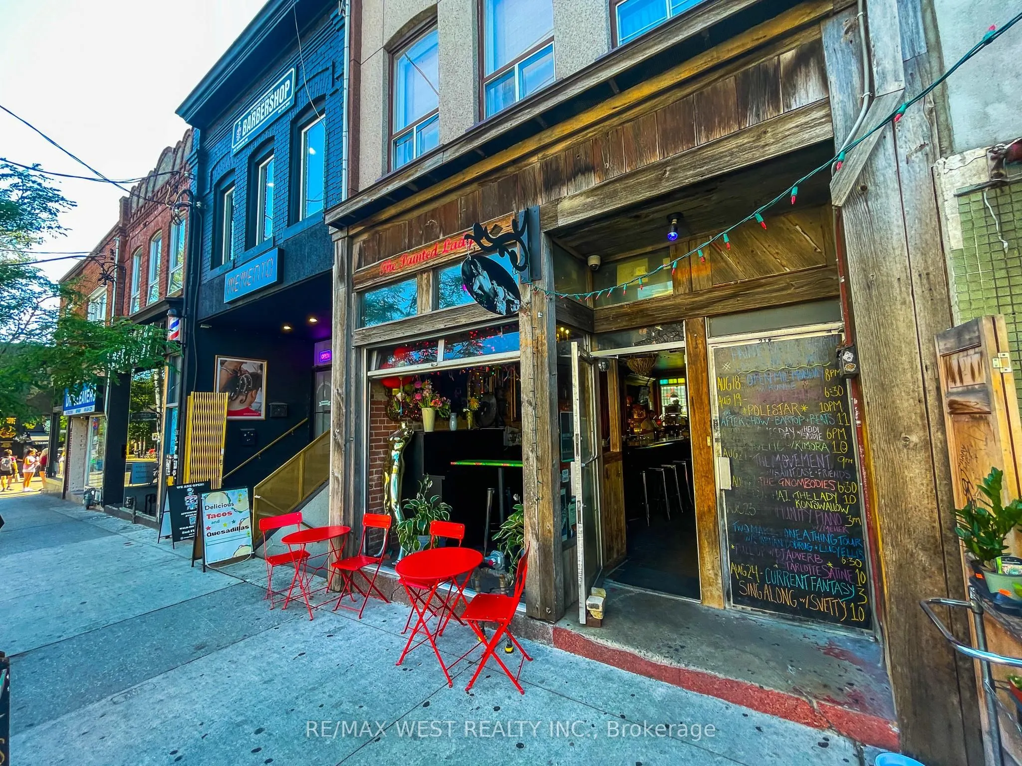 21 Rolyat Street