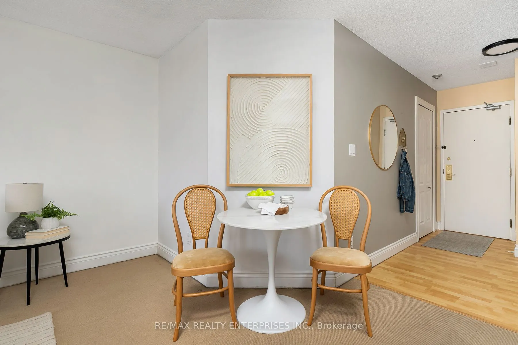 25 Grenville Street, #610