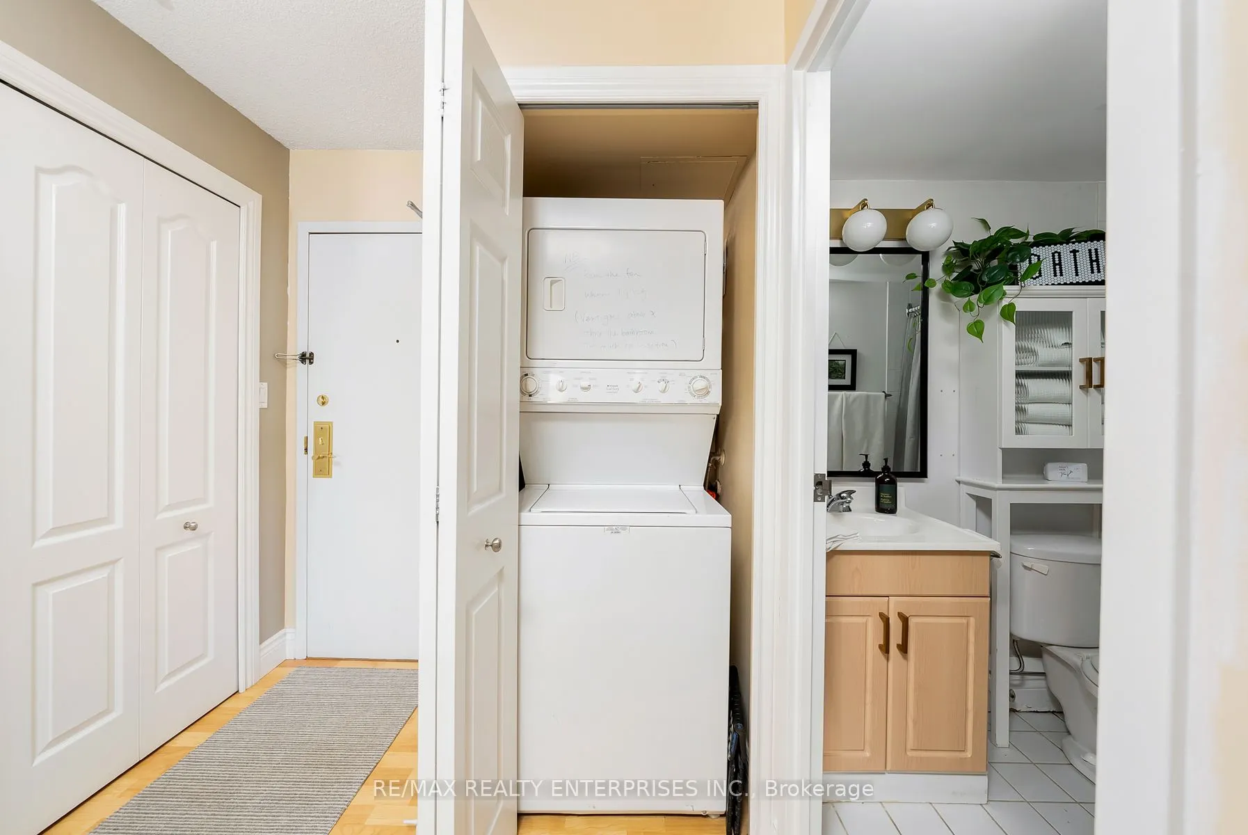25 Grenville Street, #610