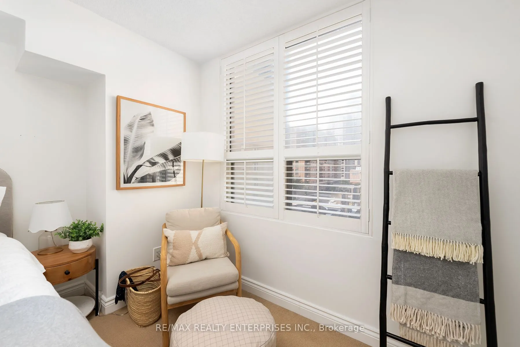 25 Grenville Street, #610