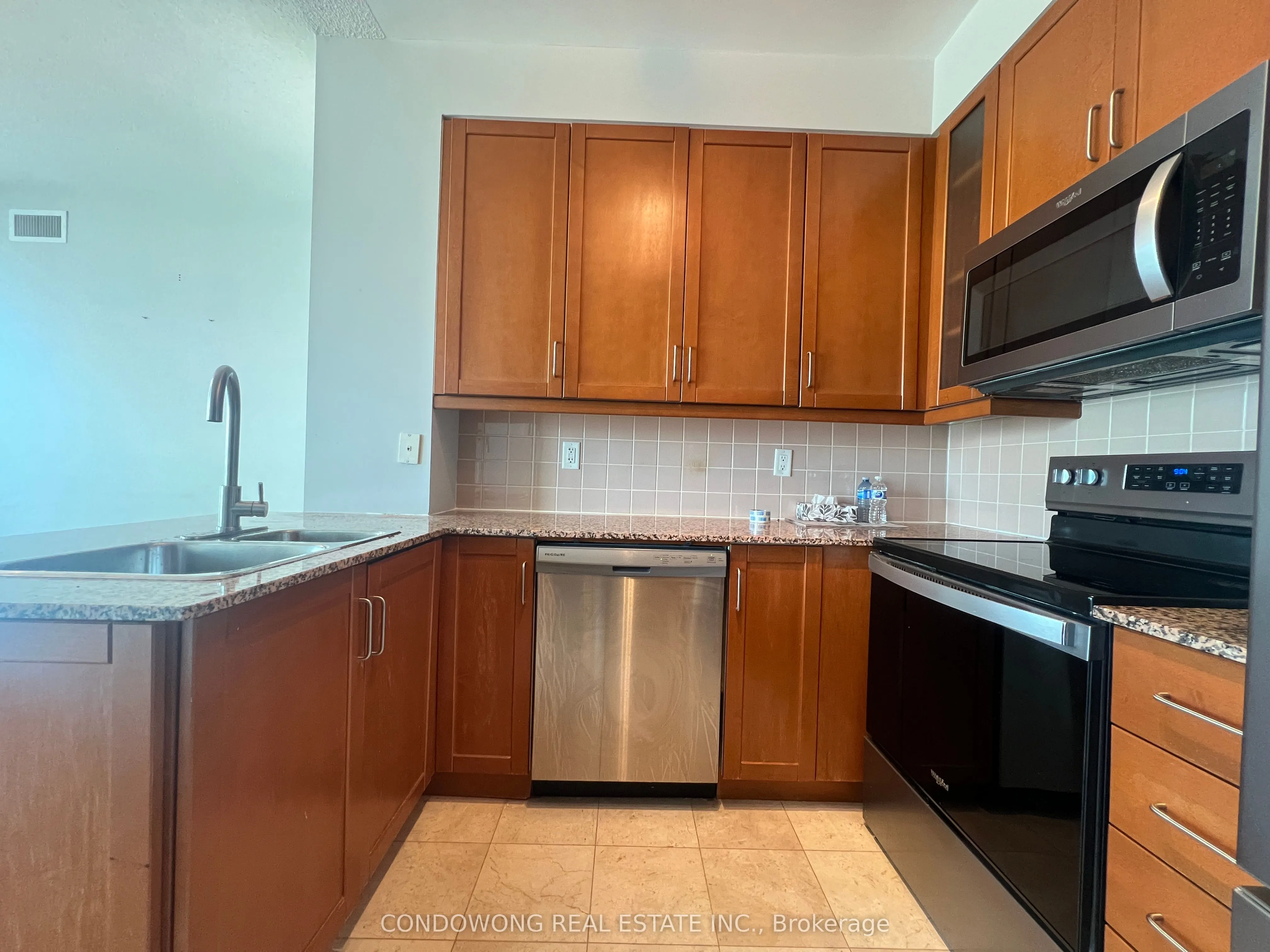 60 Byng Avenue, #1705