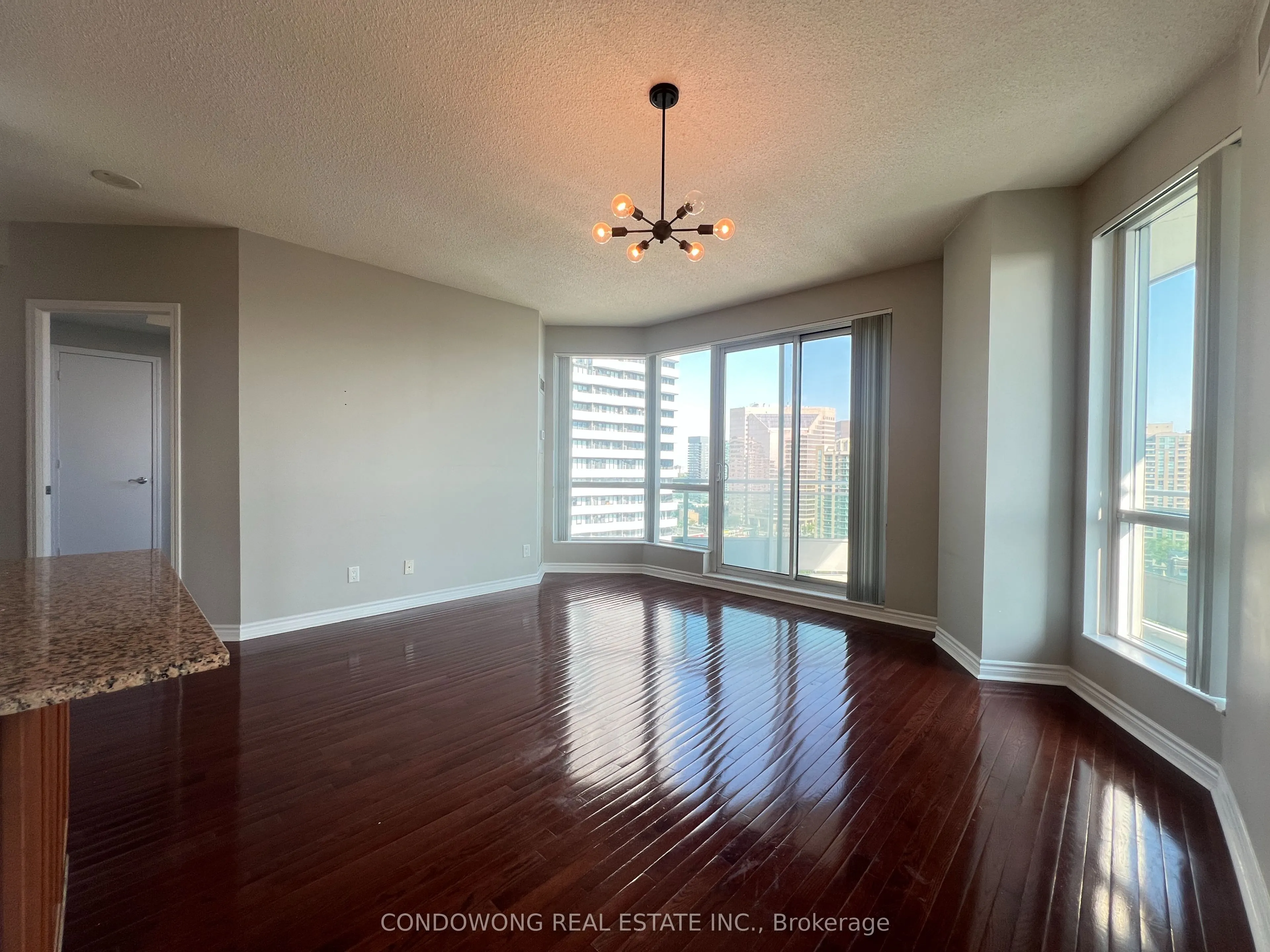 60 Byng Avenue, #1705