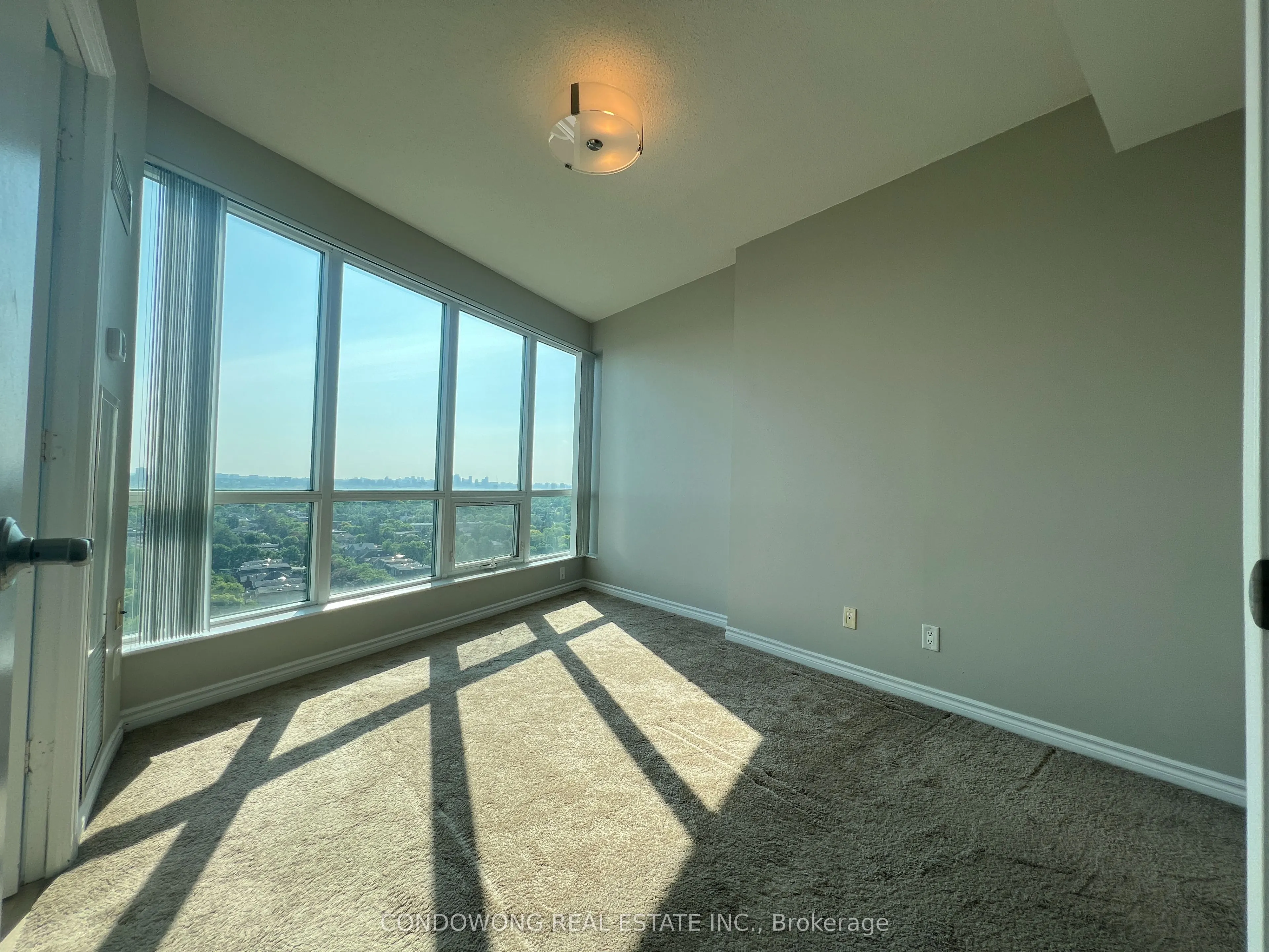 60 Byng Avenue, #1705