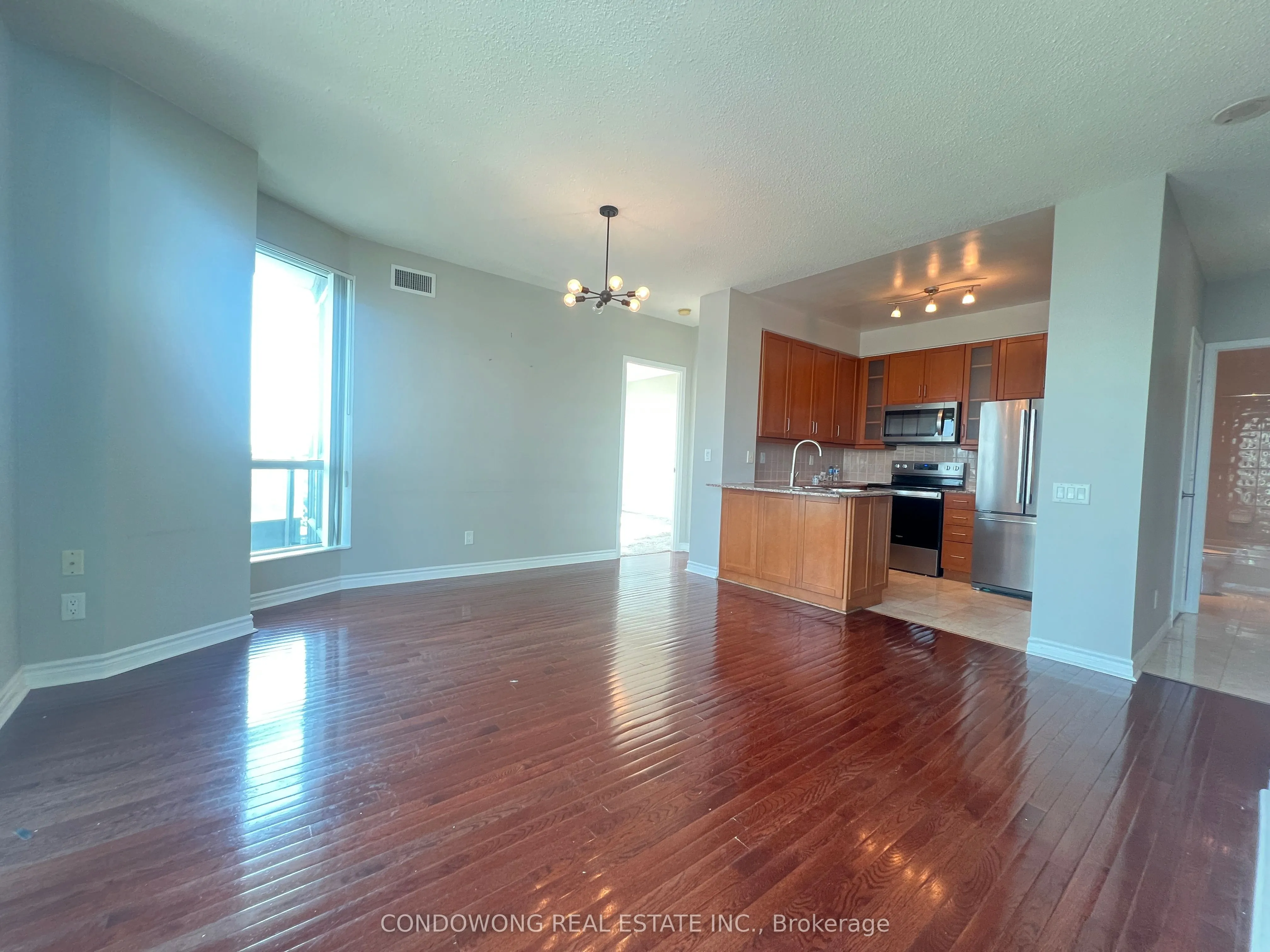 60 Byng Avenue, #1705