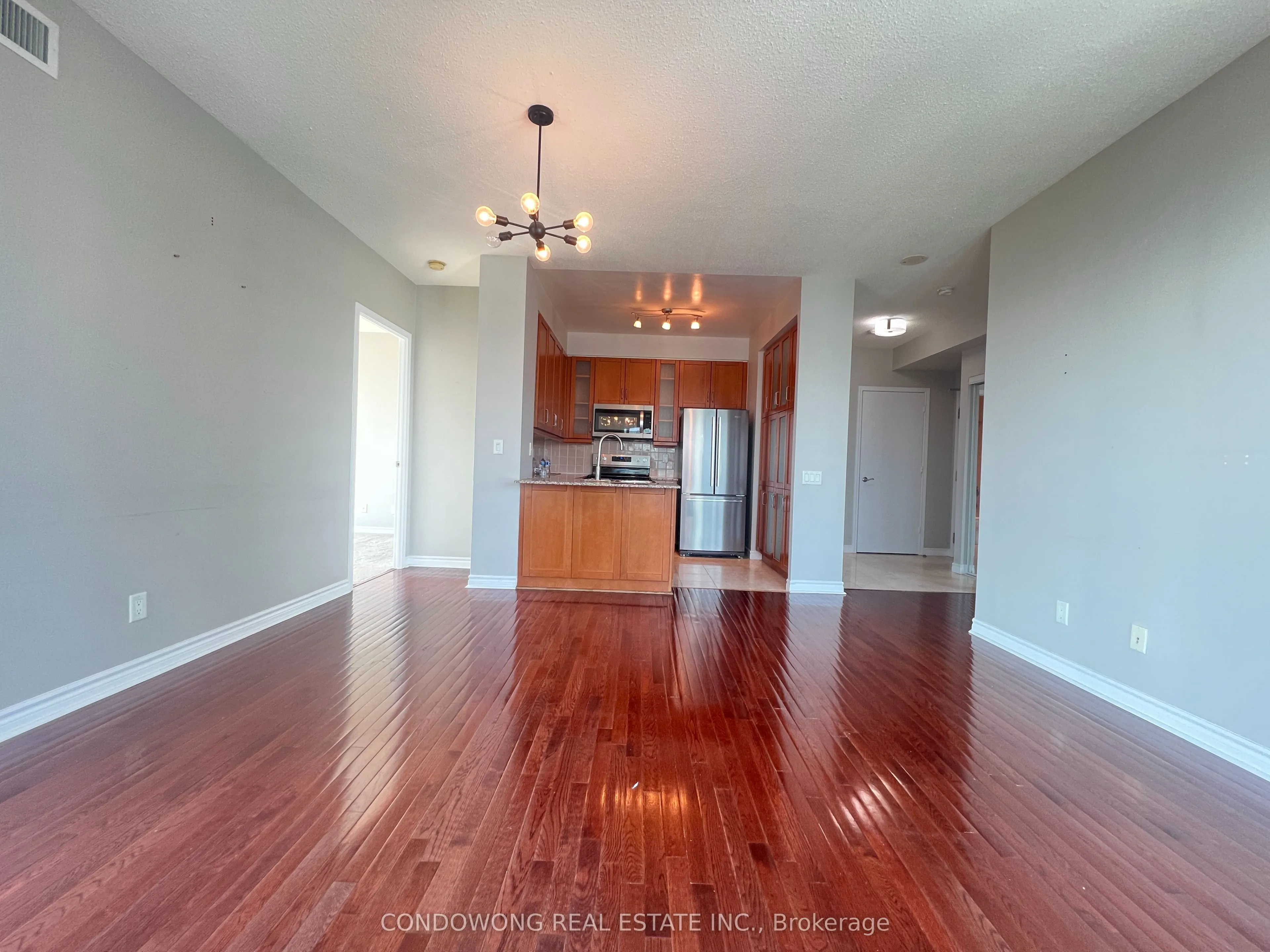 60 Byng Avenue, #1705