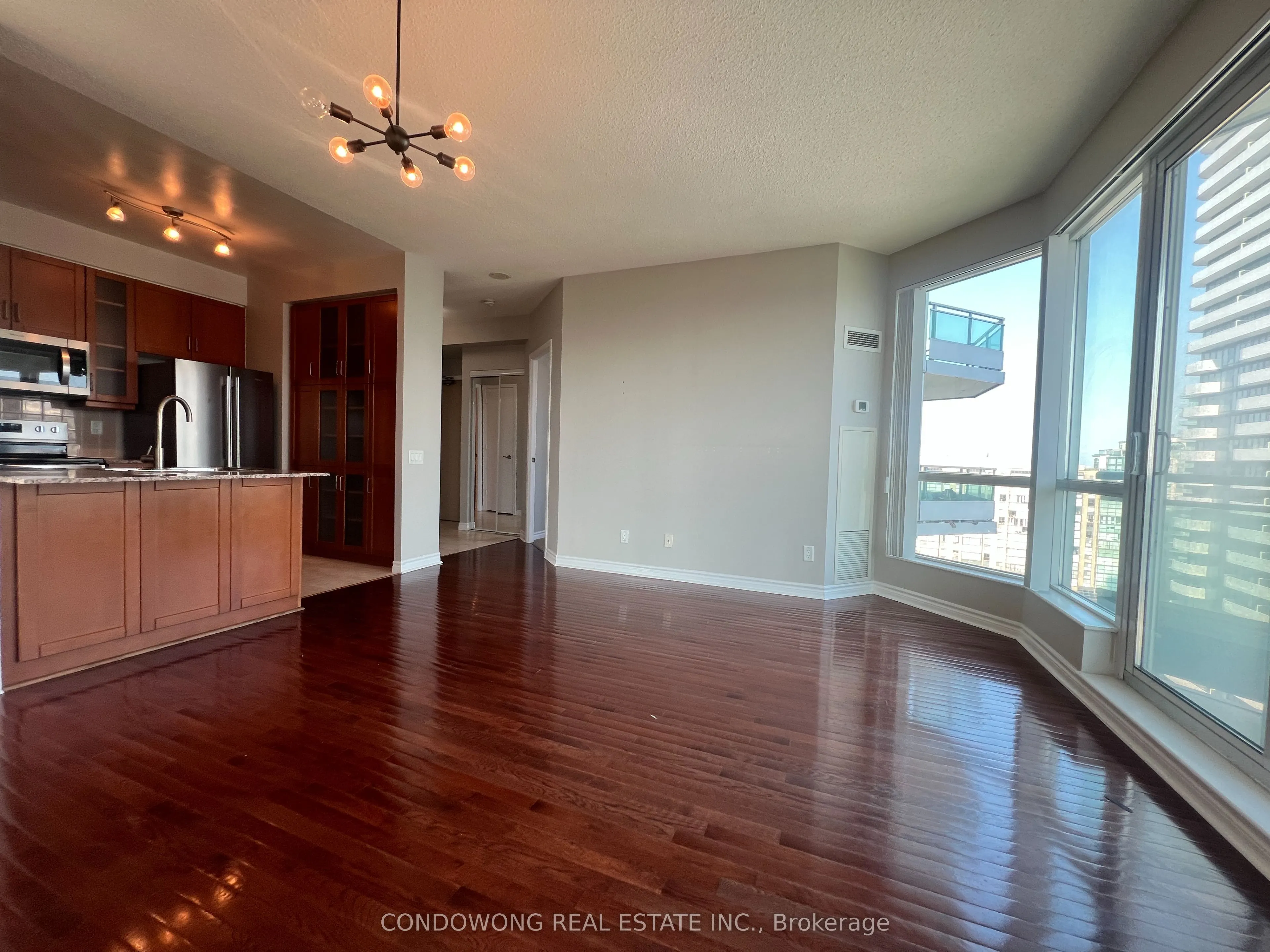60 Byng Avenue, #1705