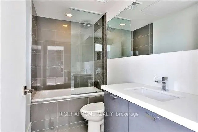 32 Davenport Road, #701