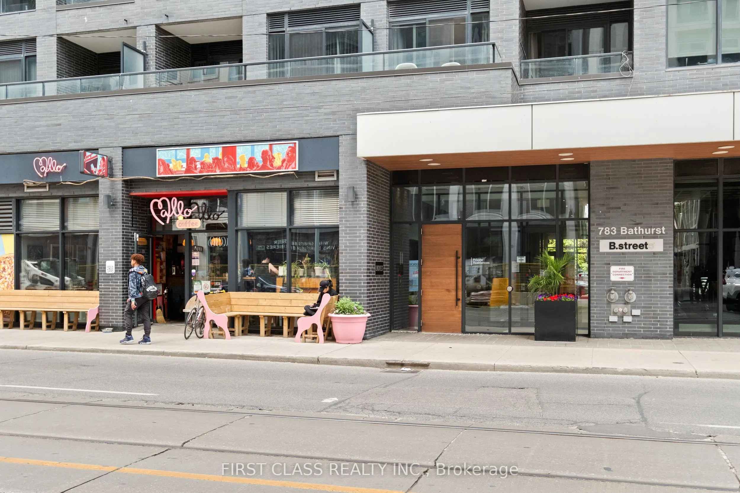 783 Bathurst Street, #413