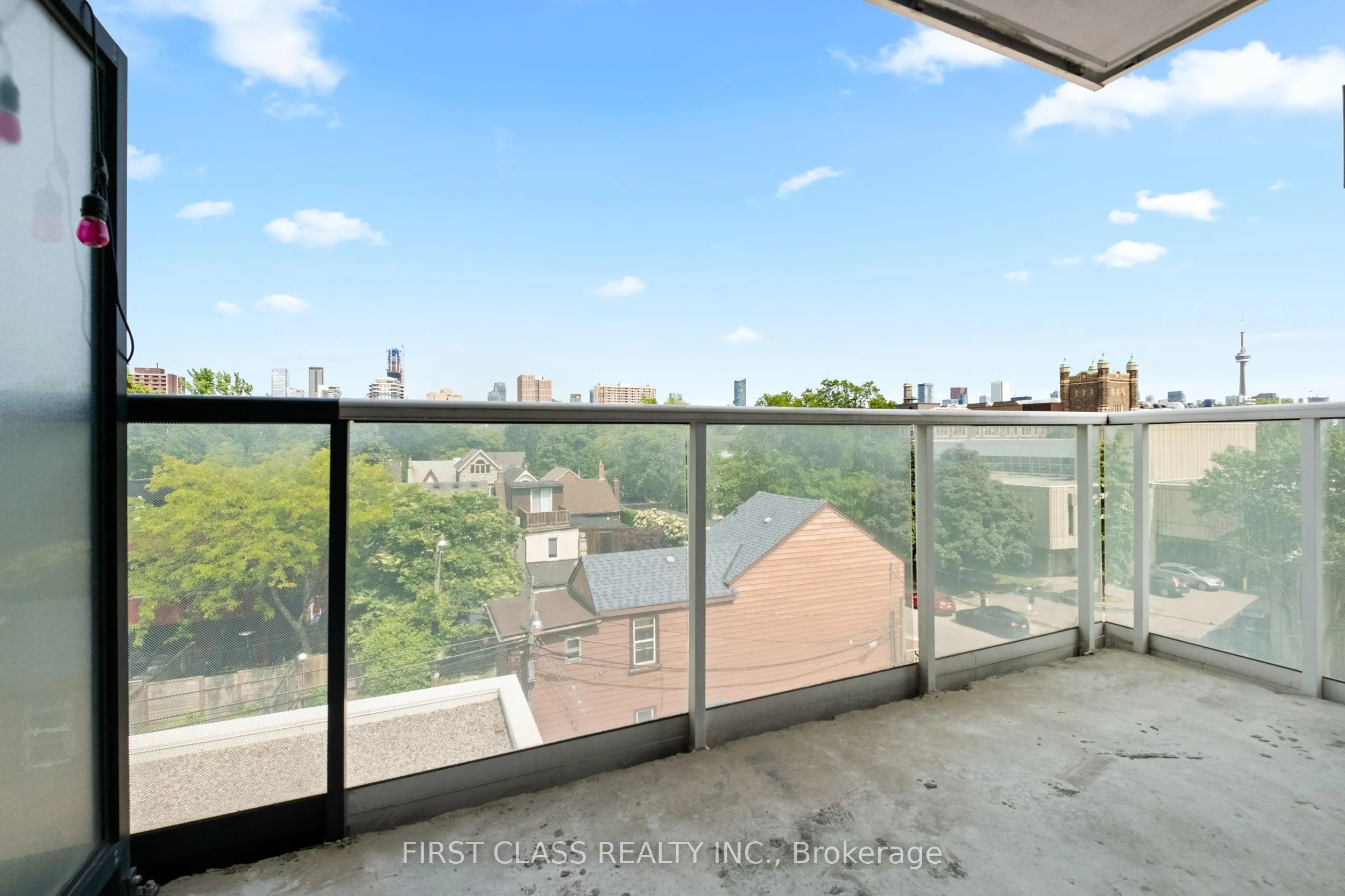 783 Bathurst Street #413