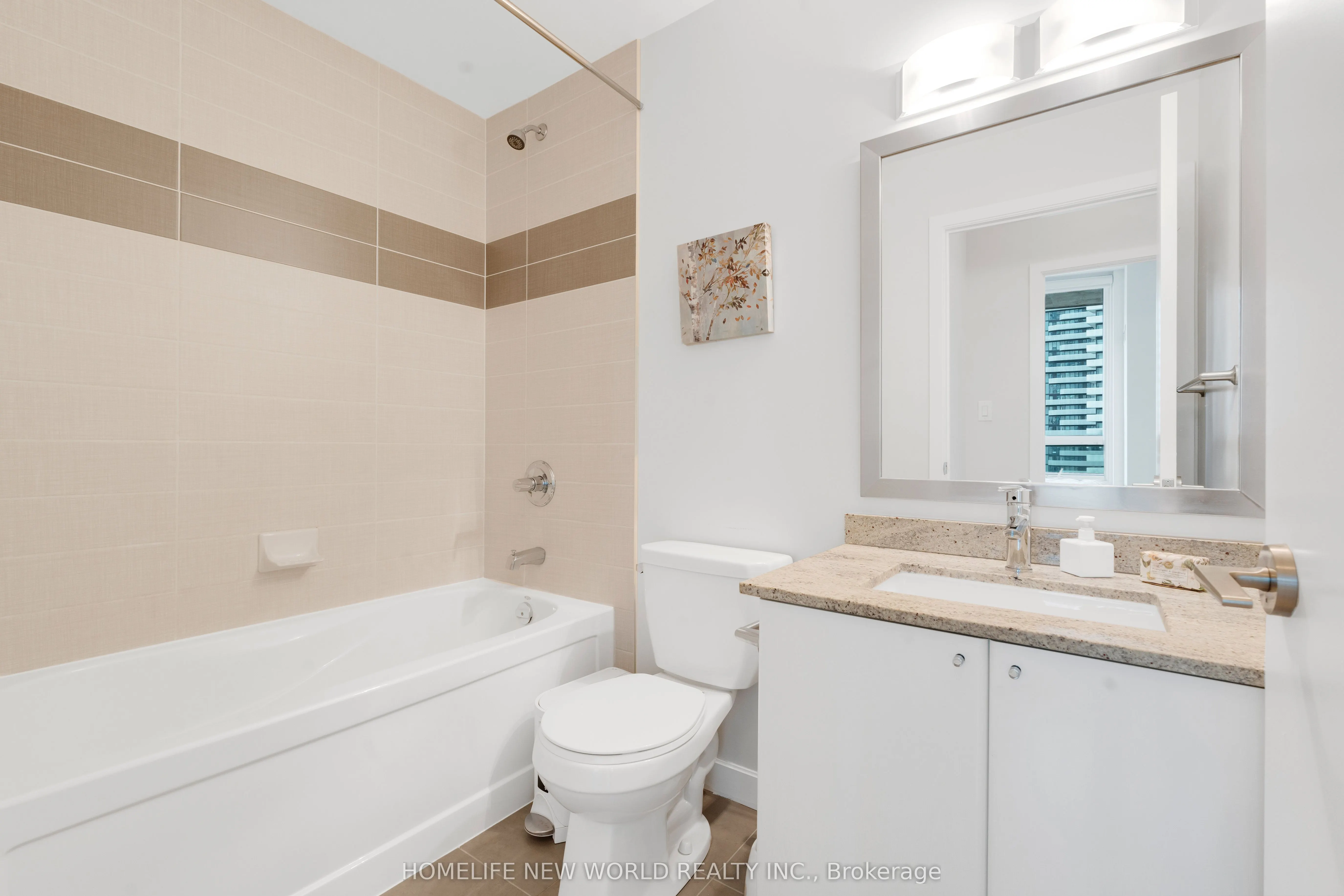 33 Bay Street, #2502