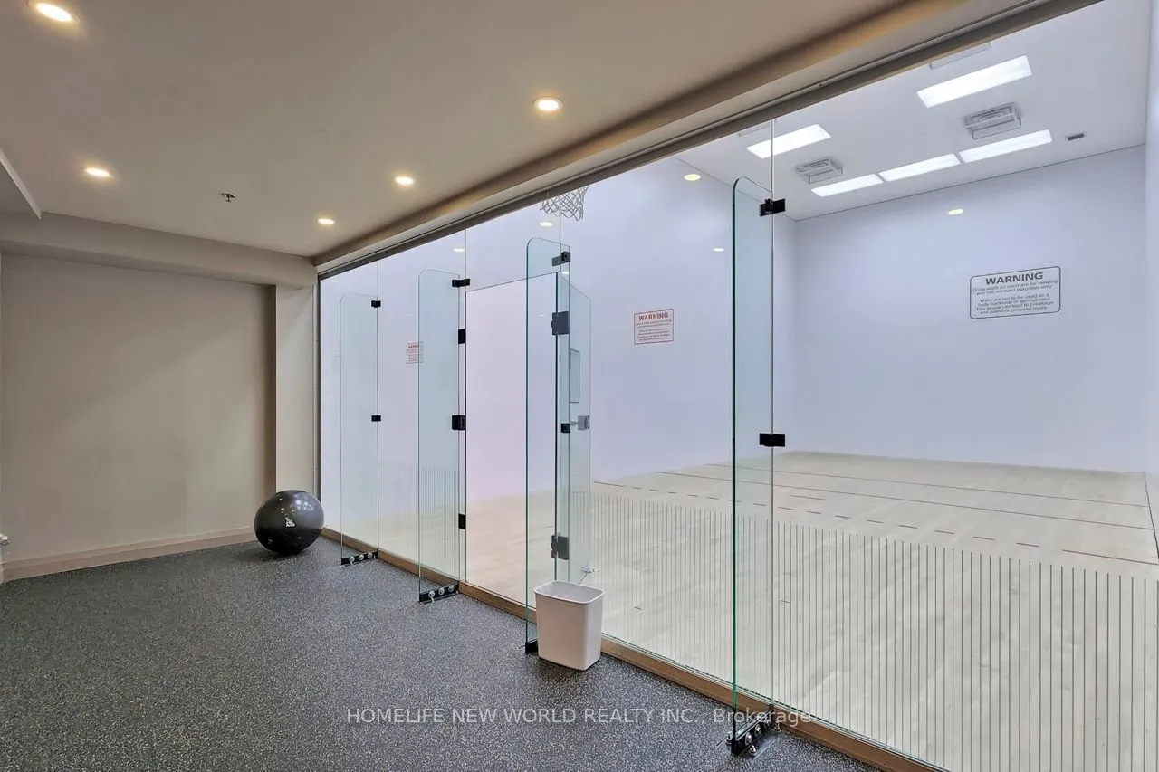 33 Bay Street, #2502