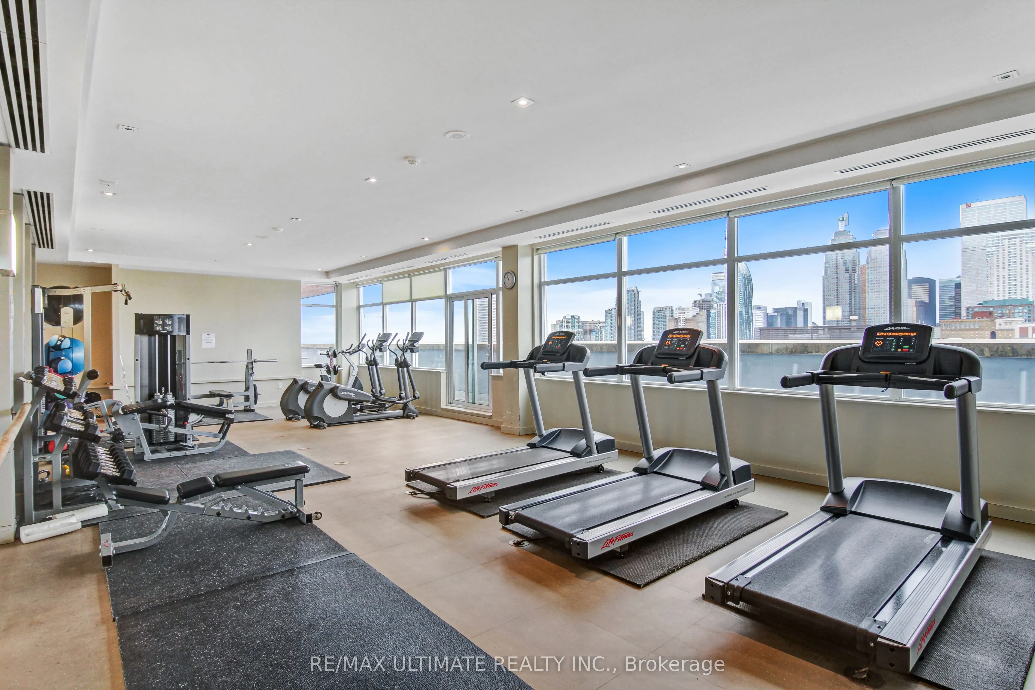 230 King Street E, #423