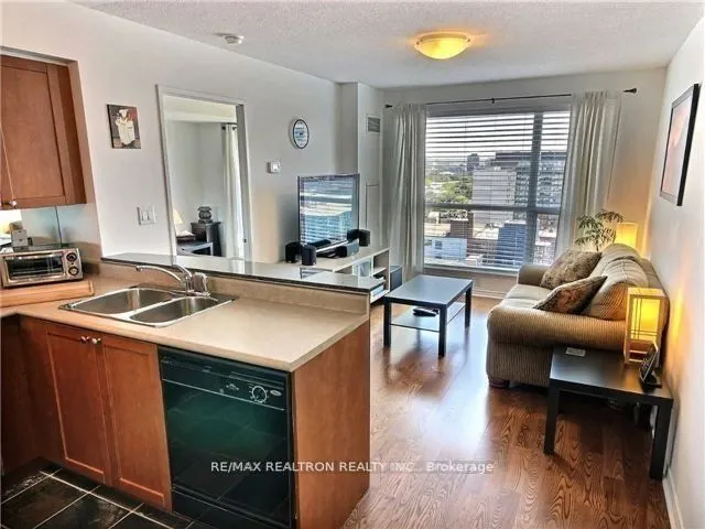 230 King Street E, #1601