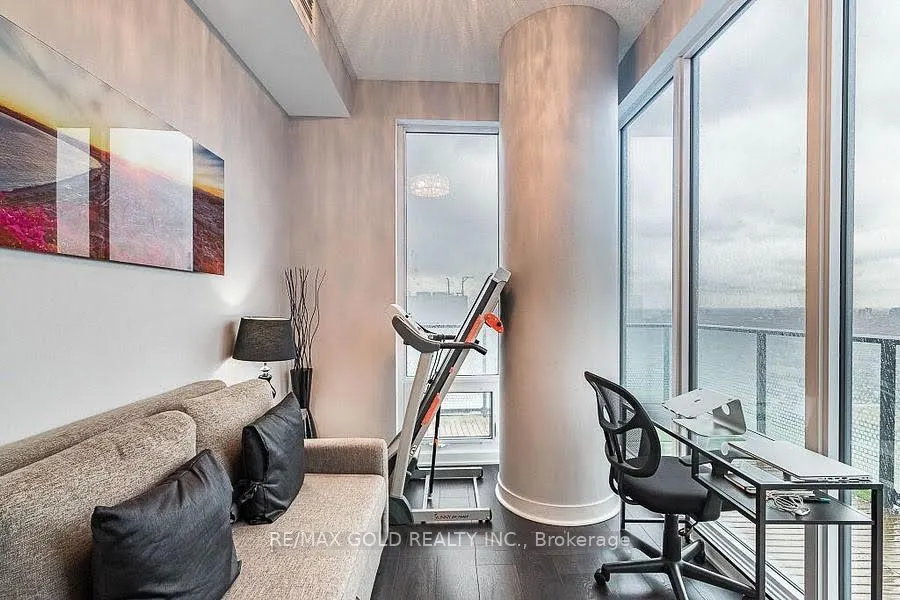 125 Blue Jays Way, #5503