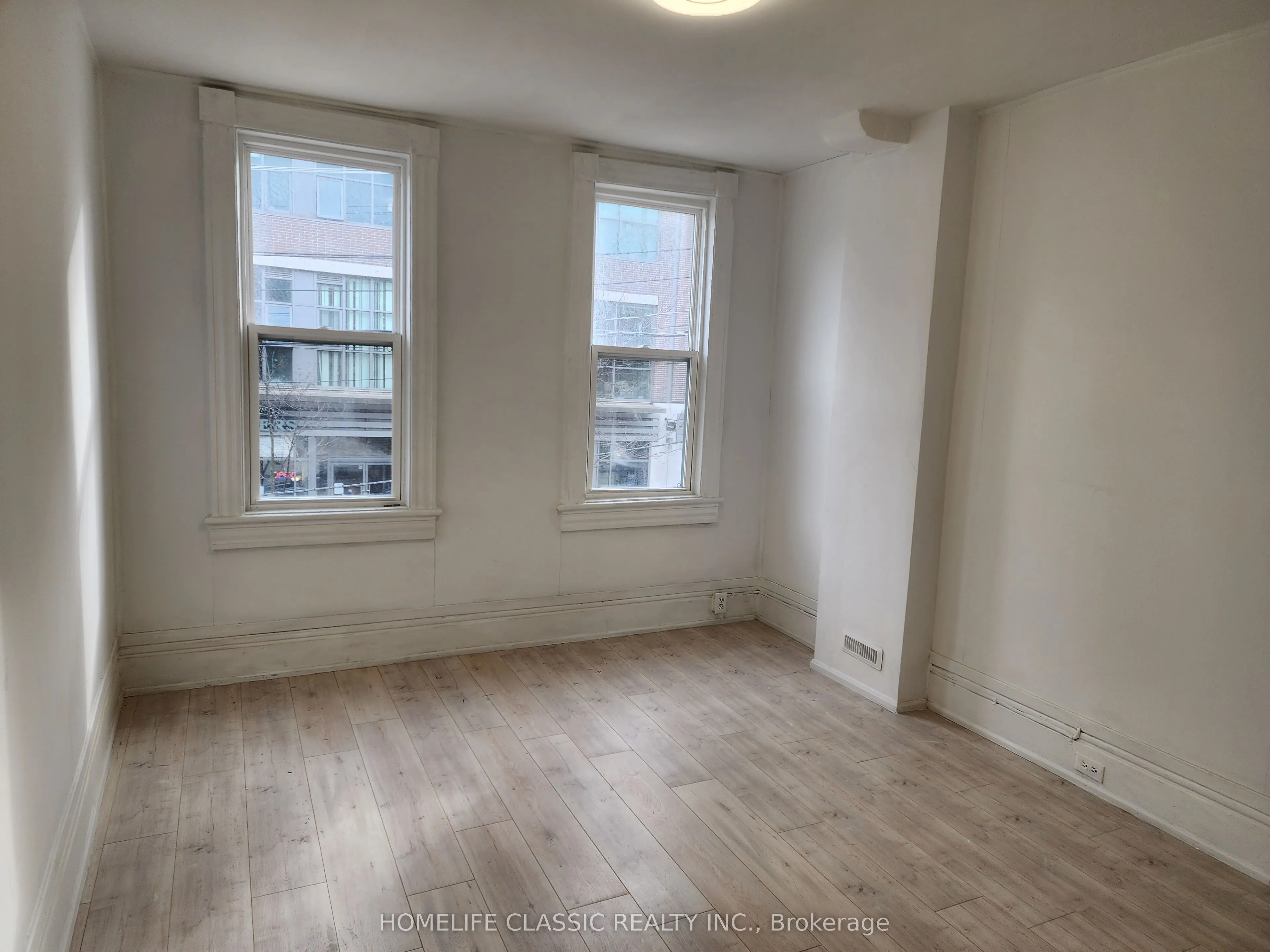 498 King Street E, #1