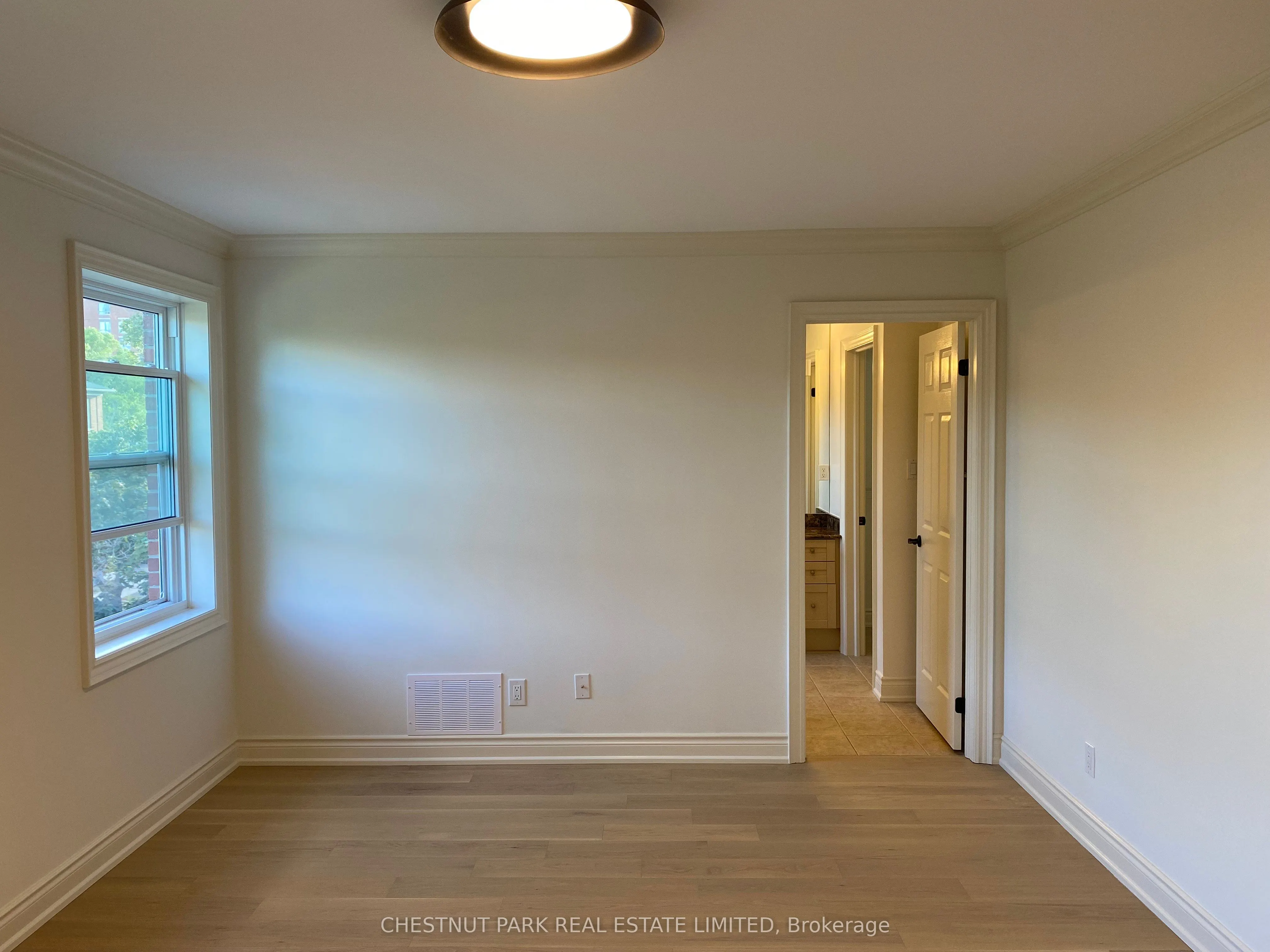 6 Mallingham Court