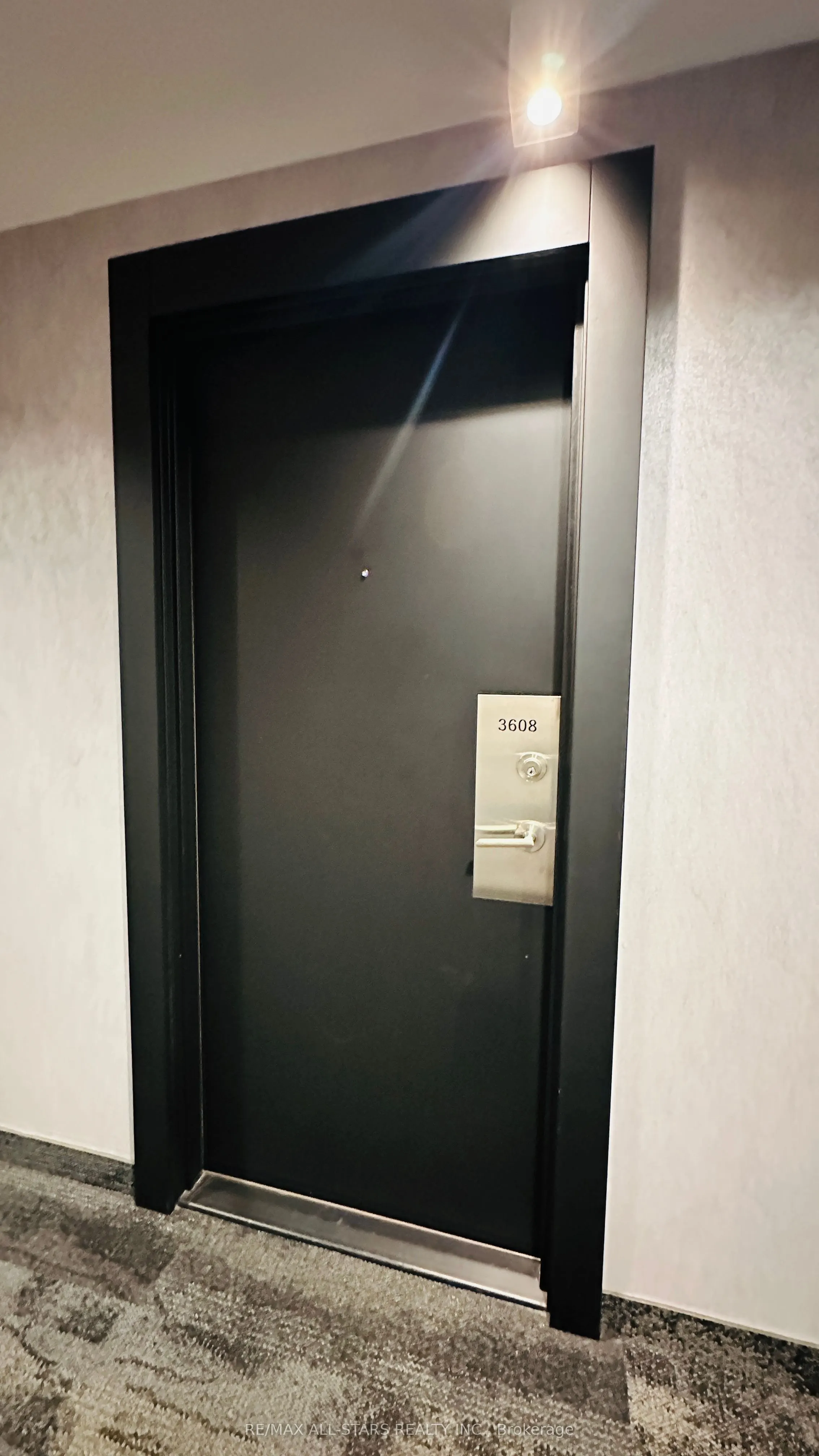 87 Peter Street, #3608